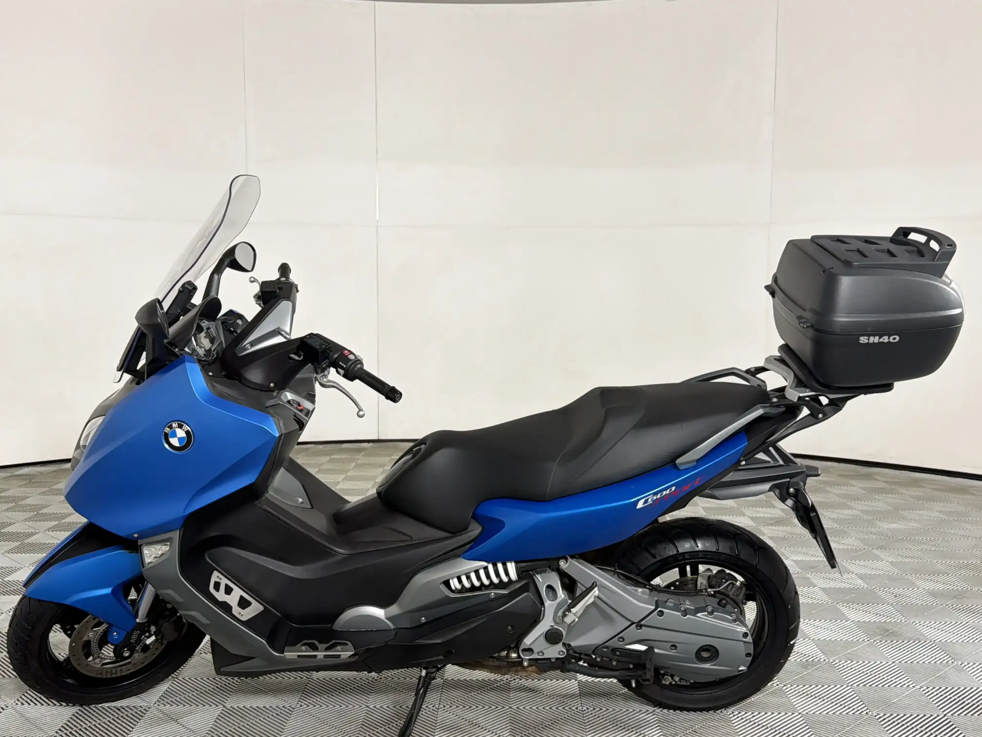 BMW C