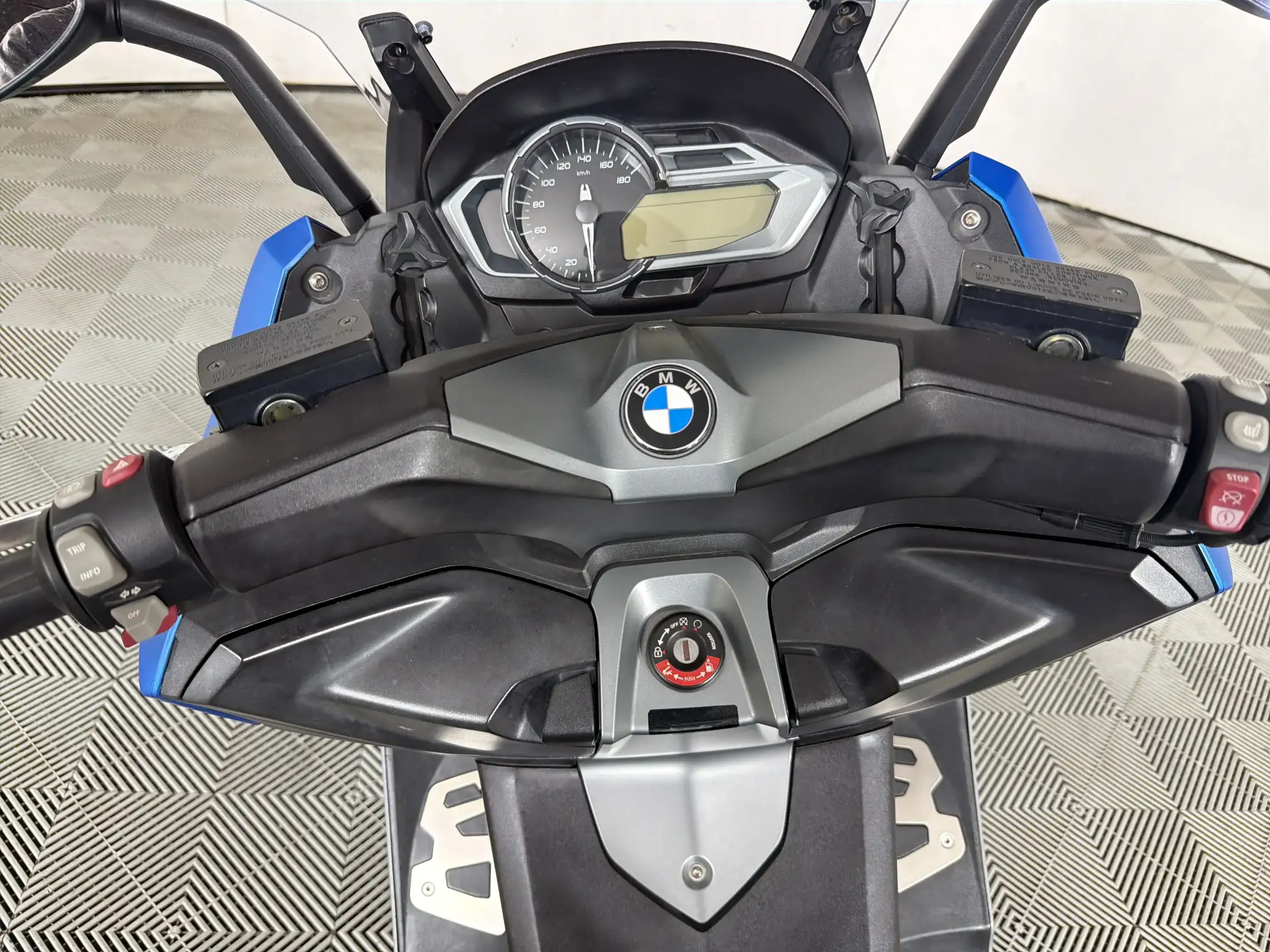 BMW C