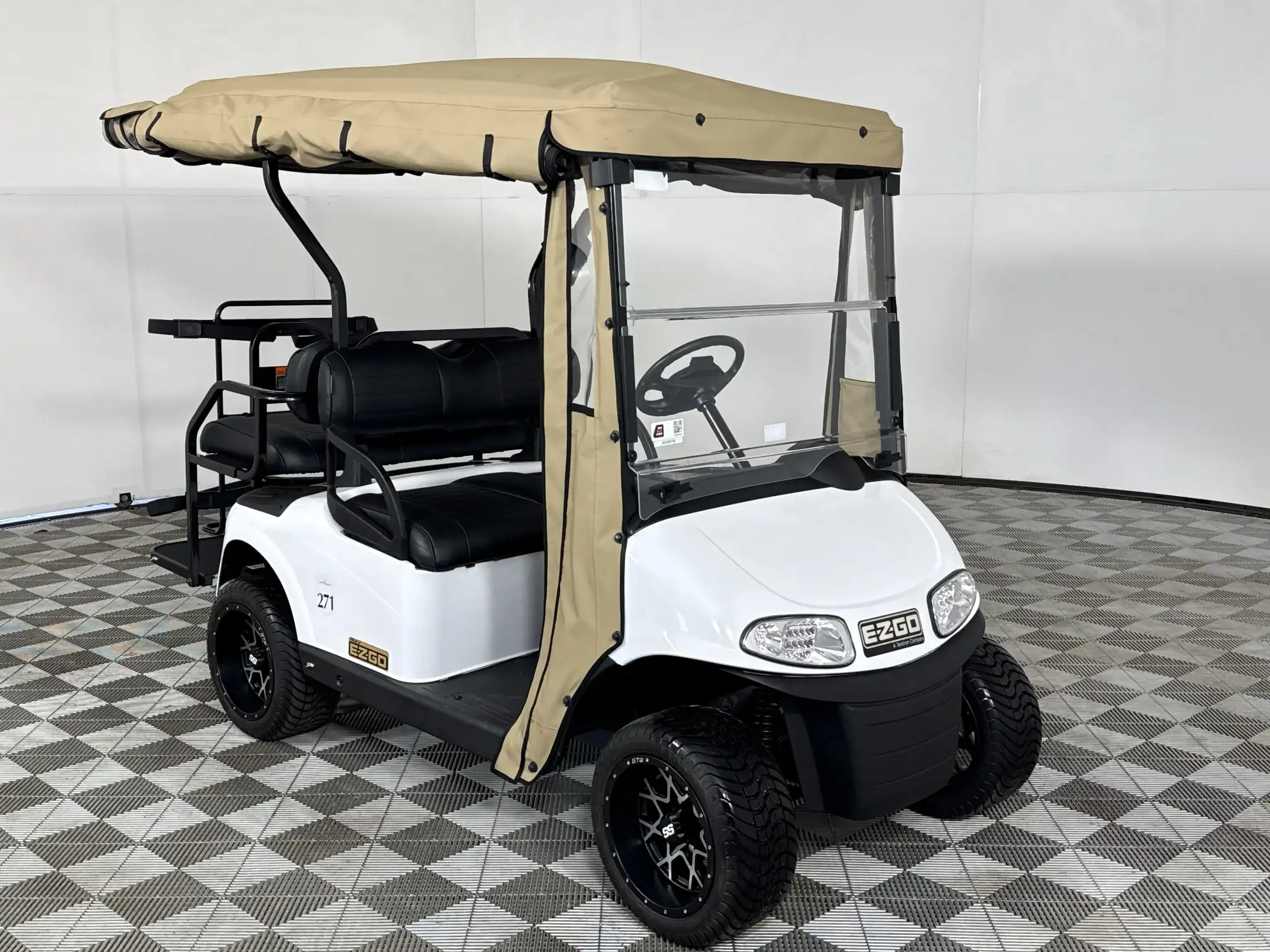 EZ-GO Golf Cart