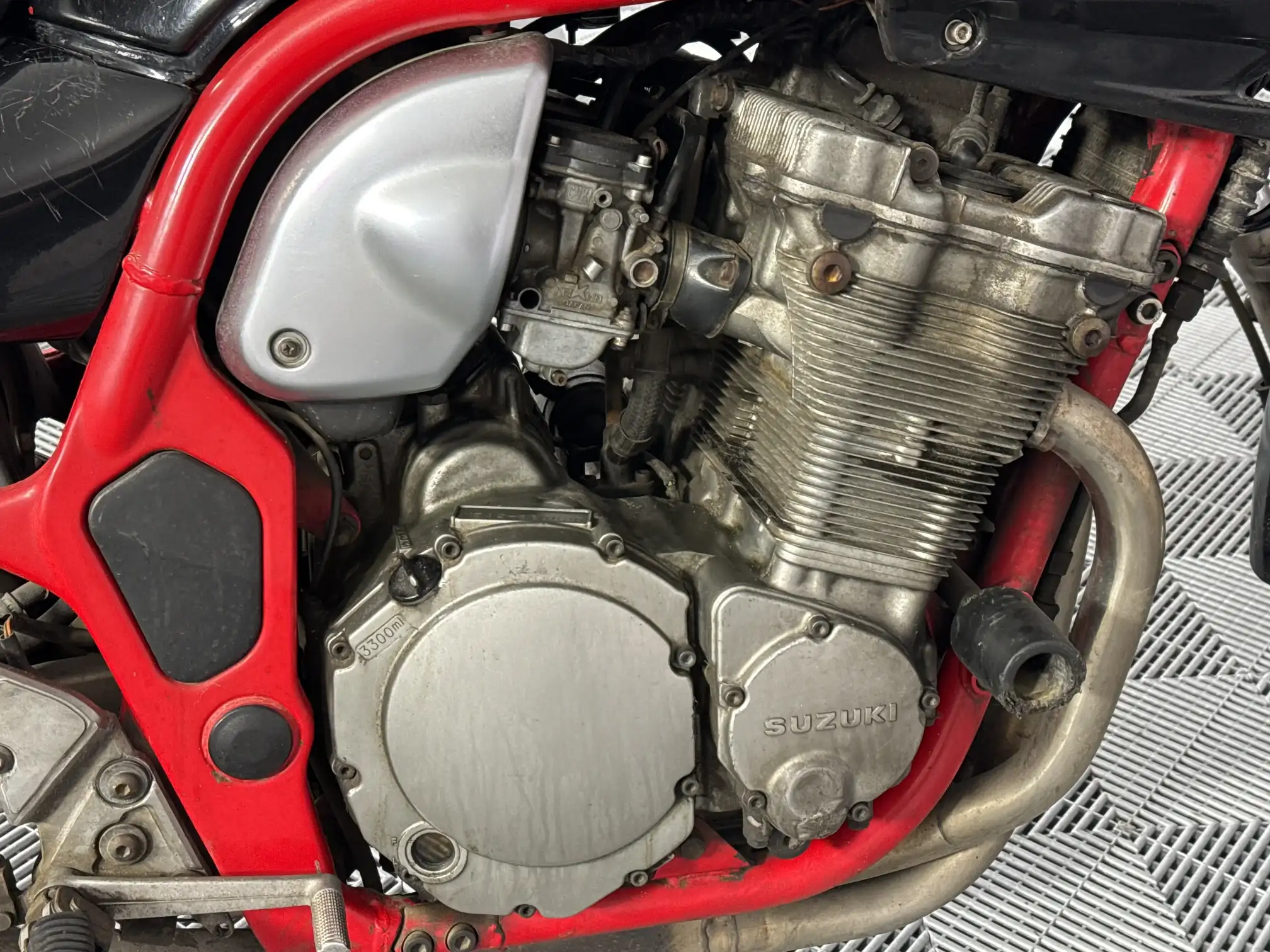 Suzuki GSF