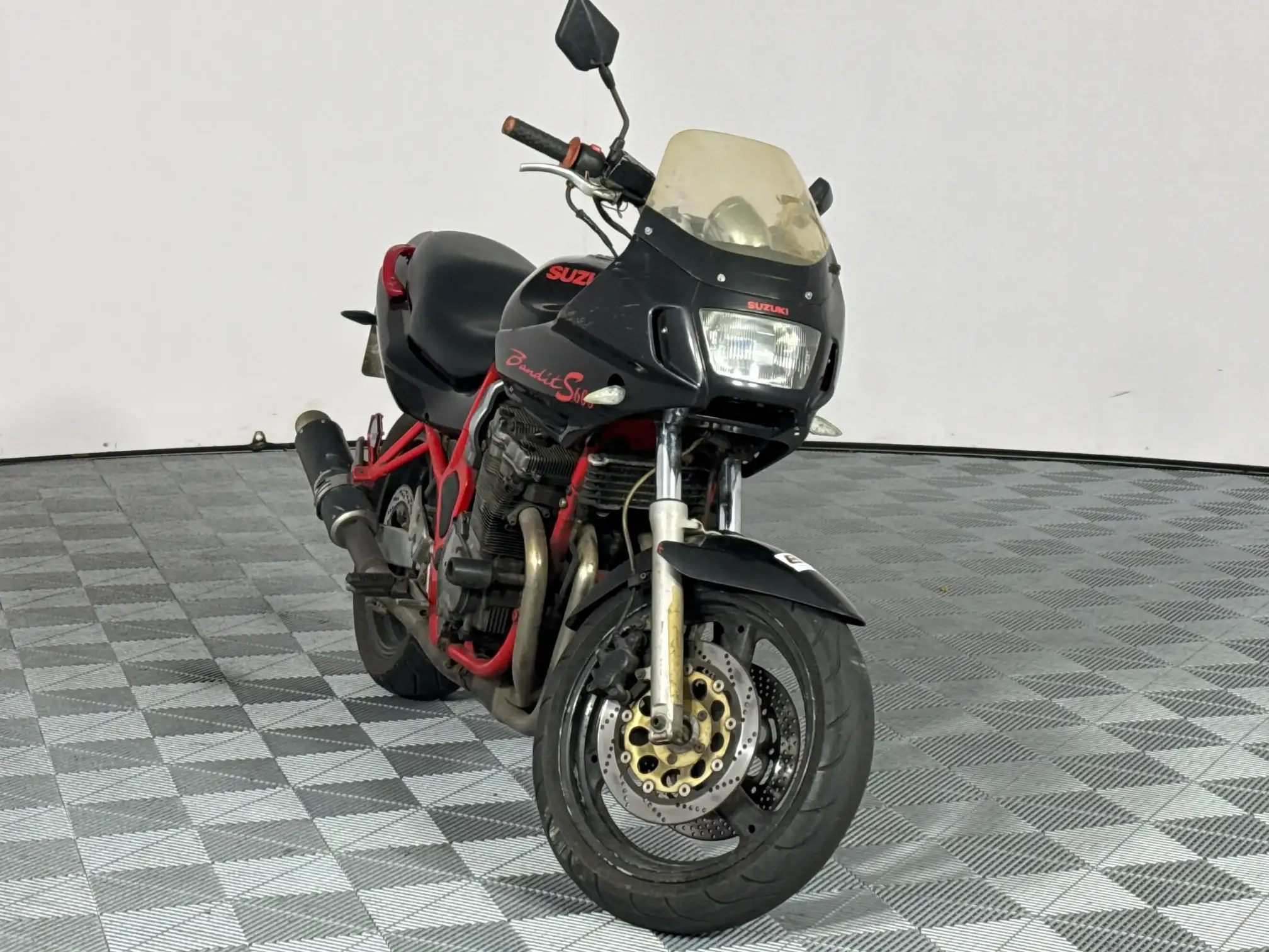 Suzuki GSF