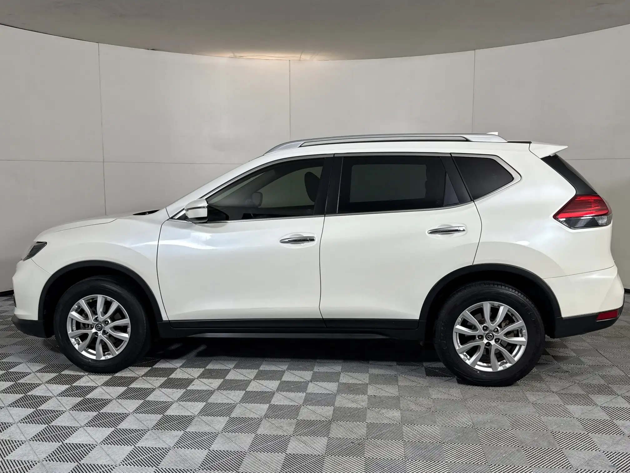 Nissan X Trail