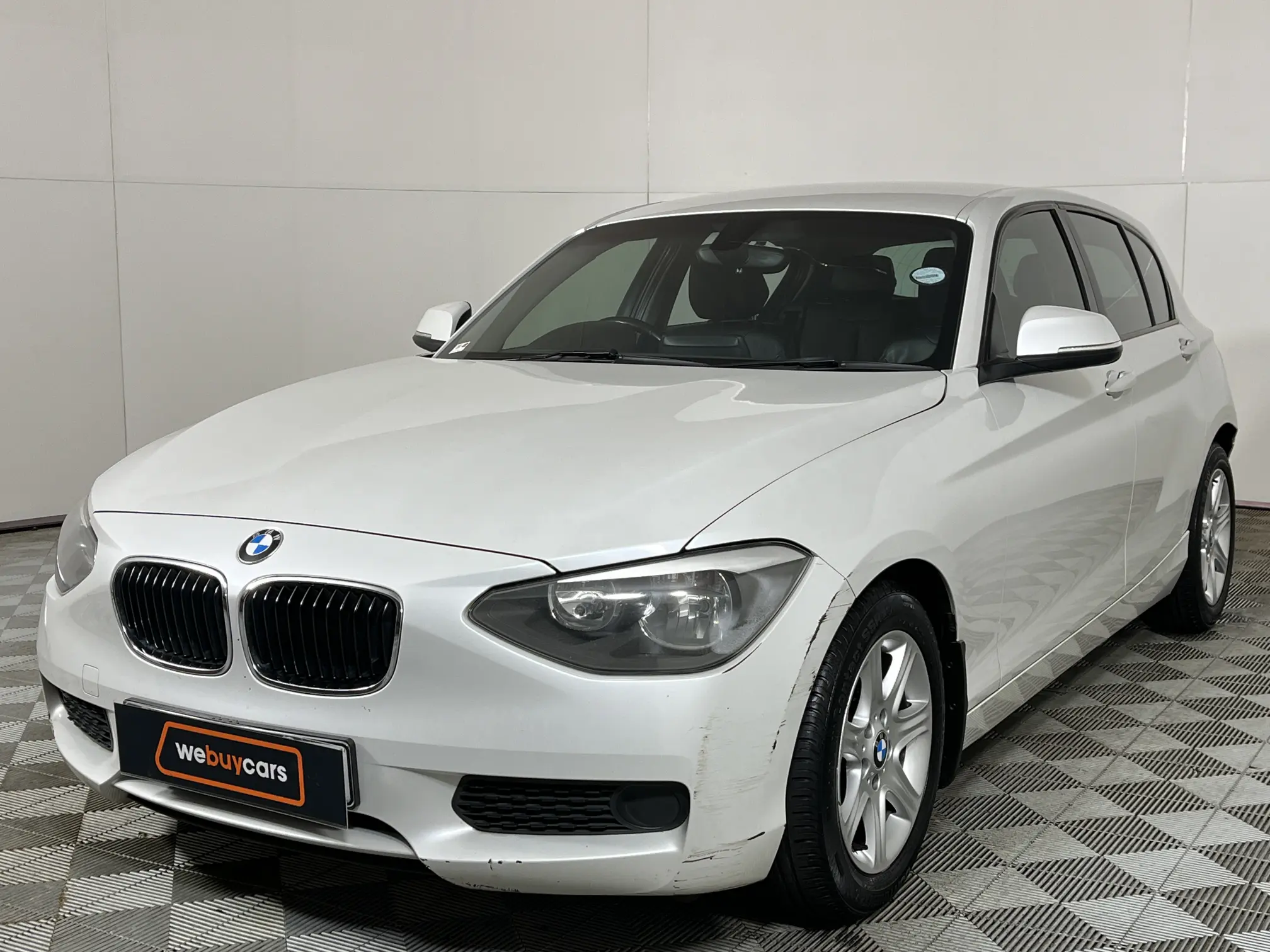 2012 BMW 1 Series 118i 5-Door (F20)