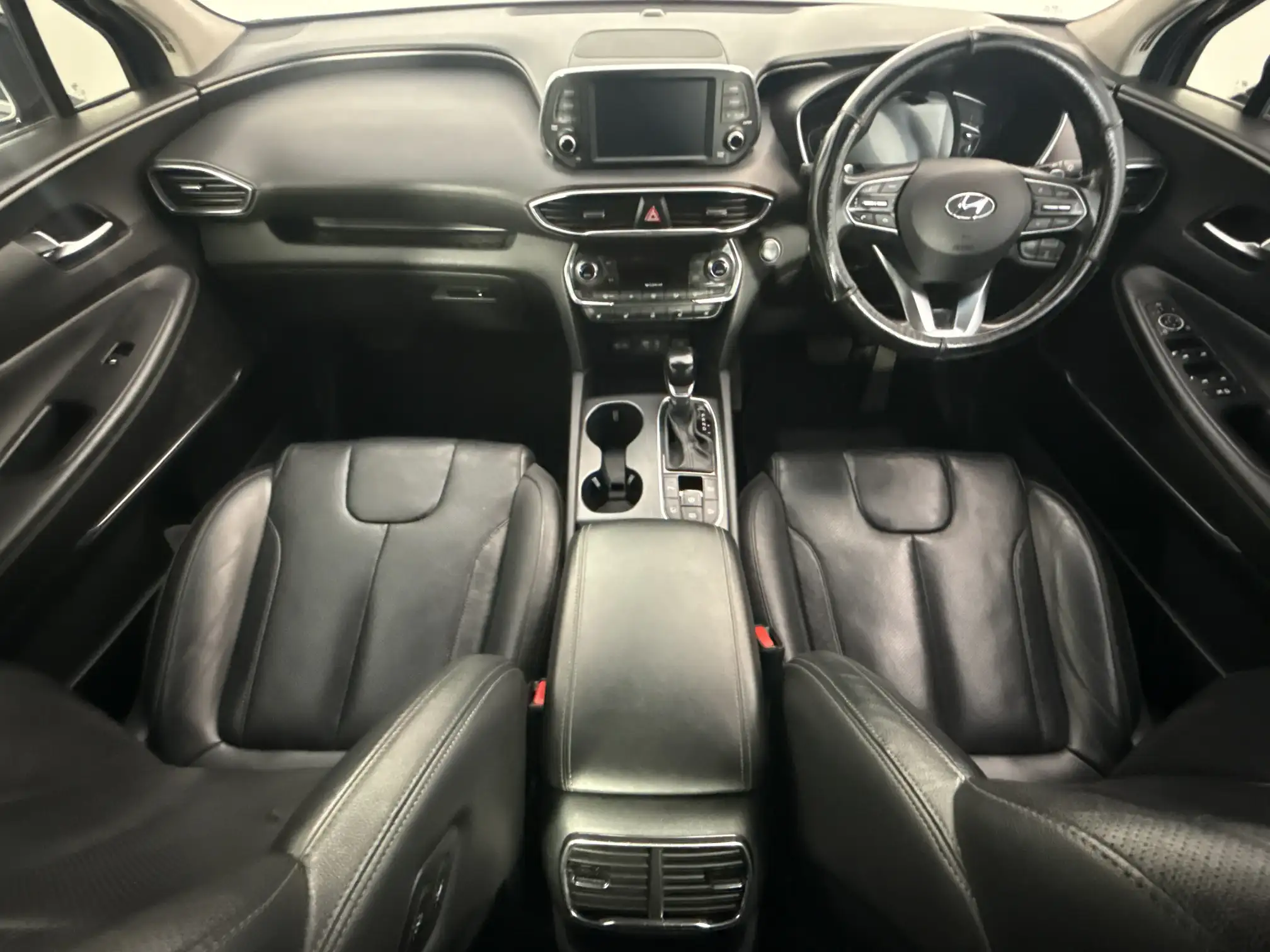 Hyundai Santa-FE