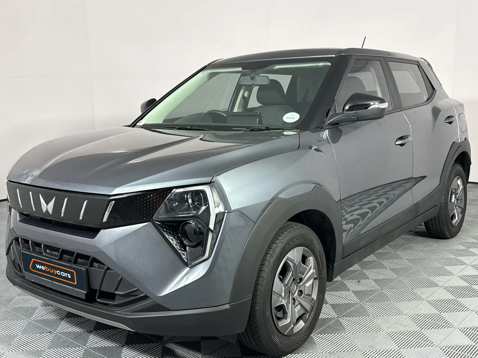 2025 Mahindra Xuv3xo