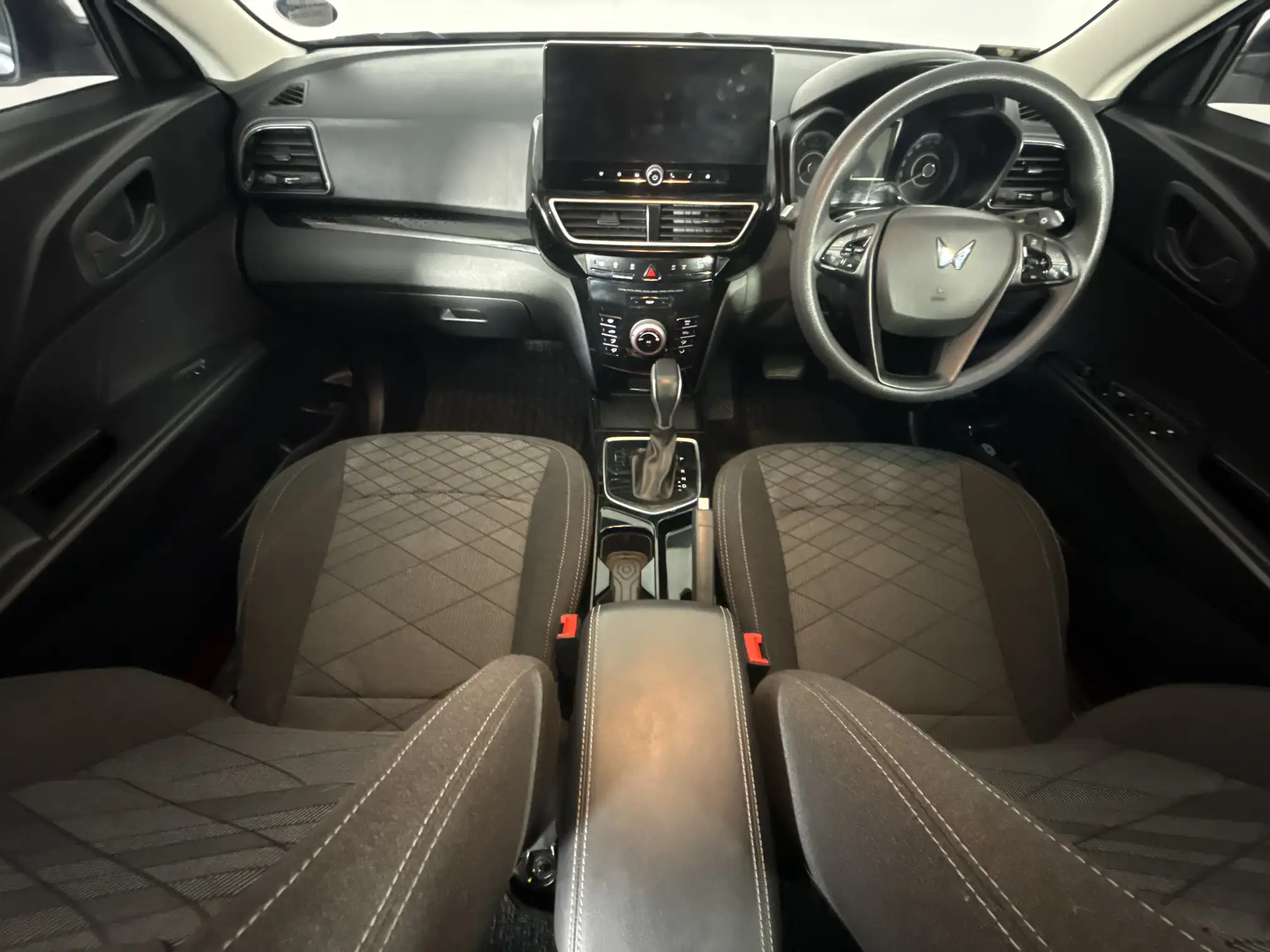 Mahindra Xuv3xo