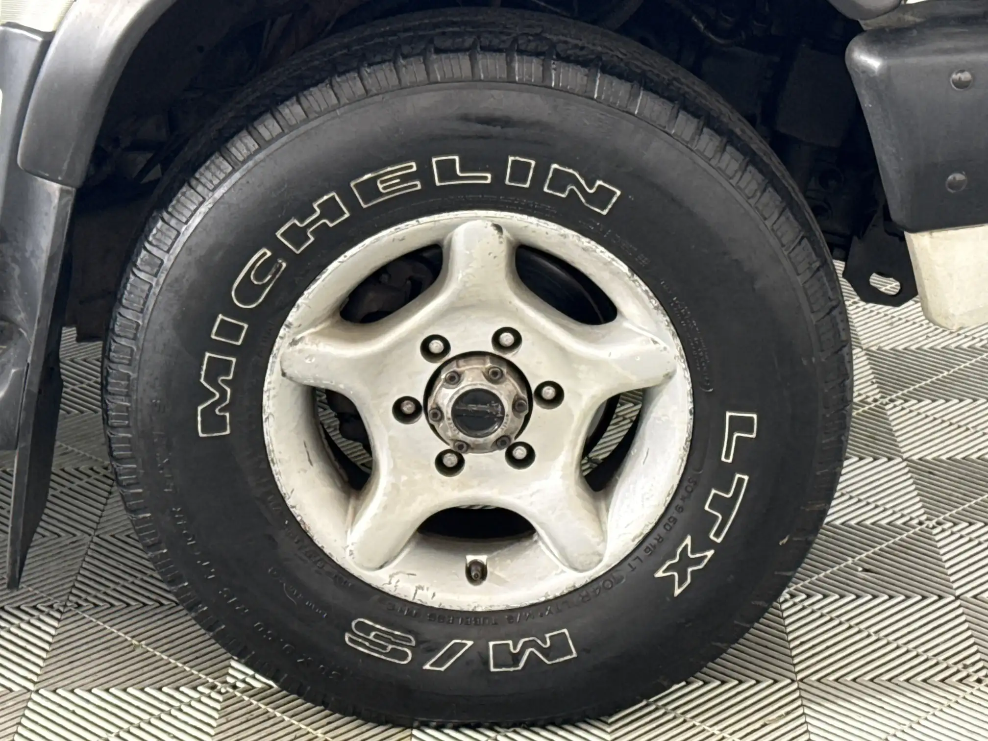 Nissan Sani