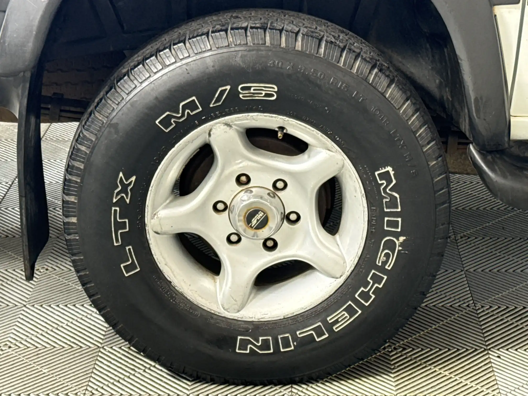 Nissan Sani