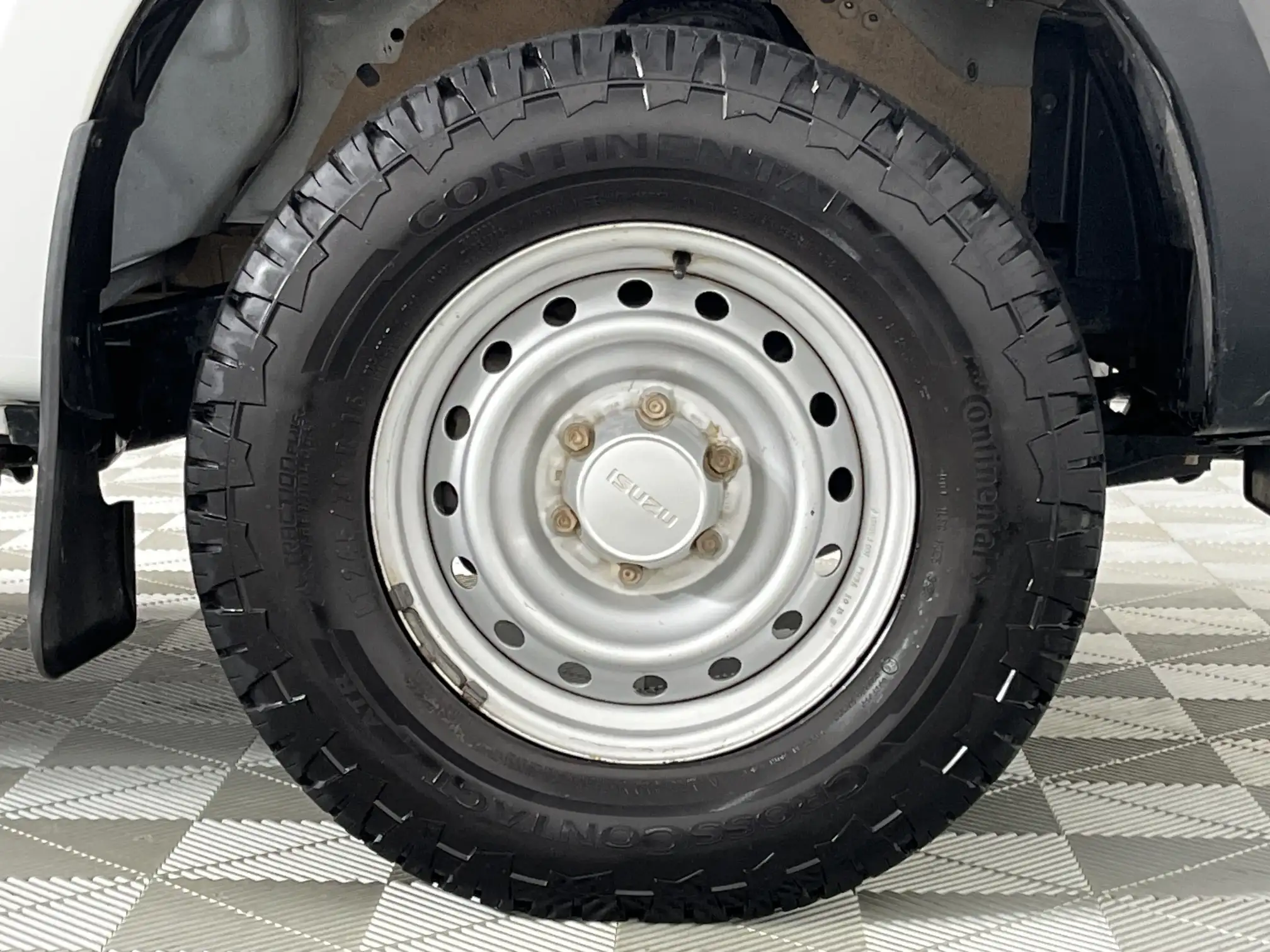 Isuzu D-MAX