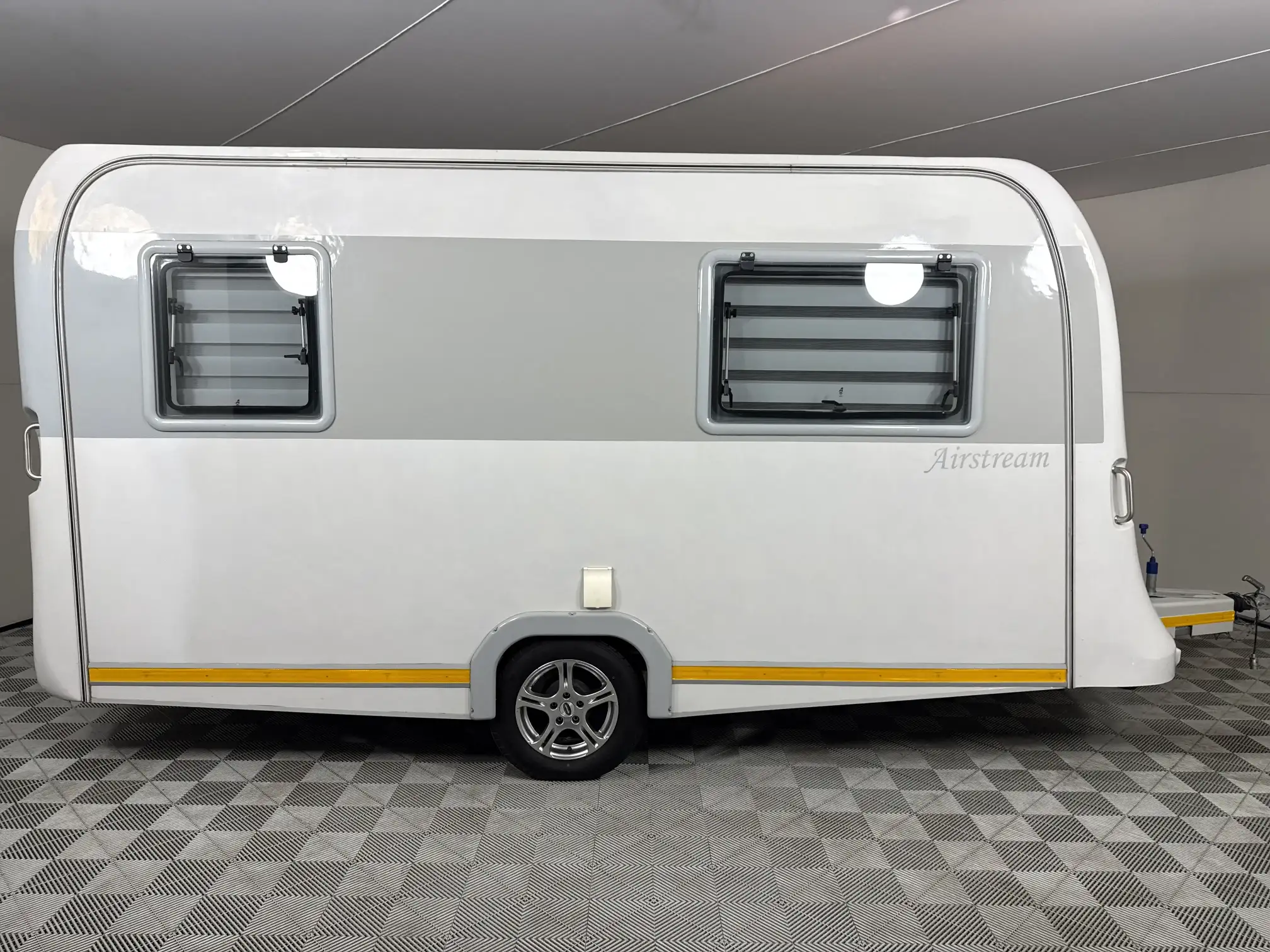 Custom Campers PTY Ltd Airflow