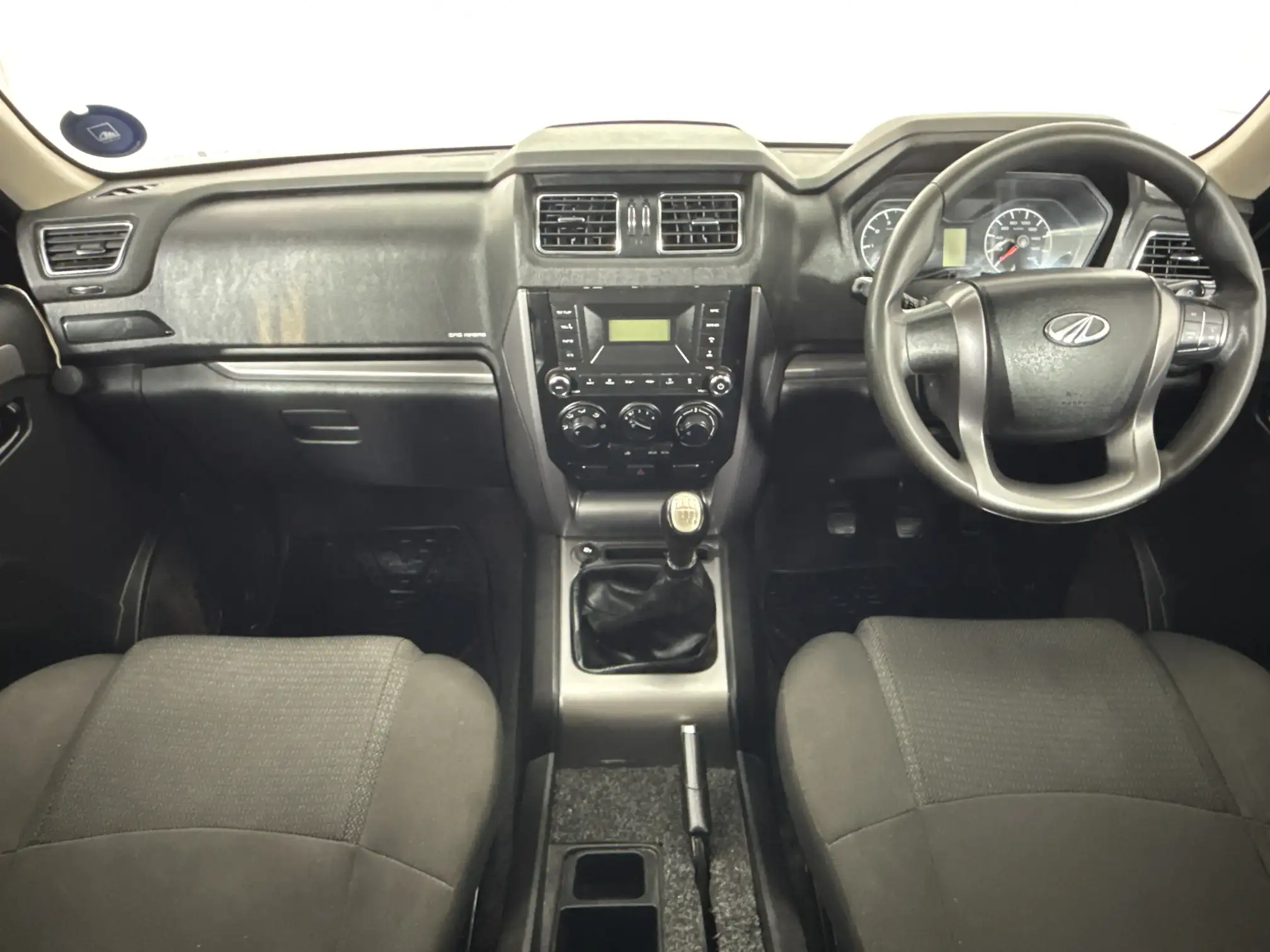Mahindra PIK UP