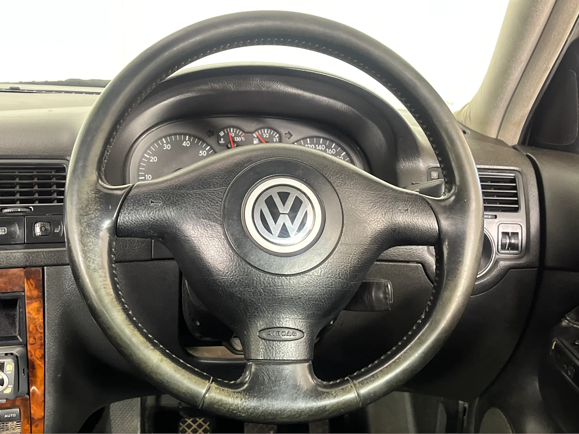 Used 2000 Volkswagen Jetta 4 2.3 V5 for sale WeBuyCars