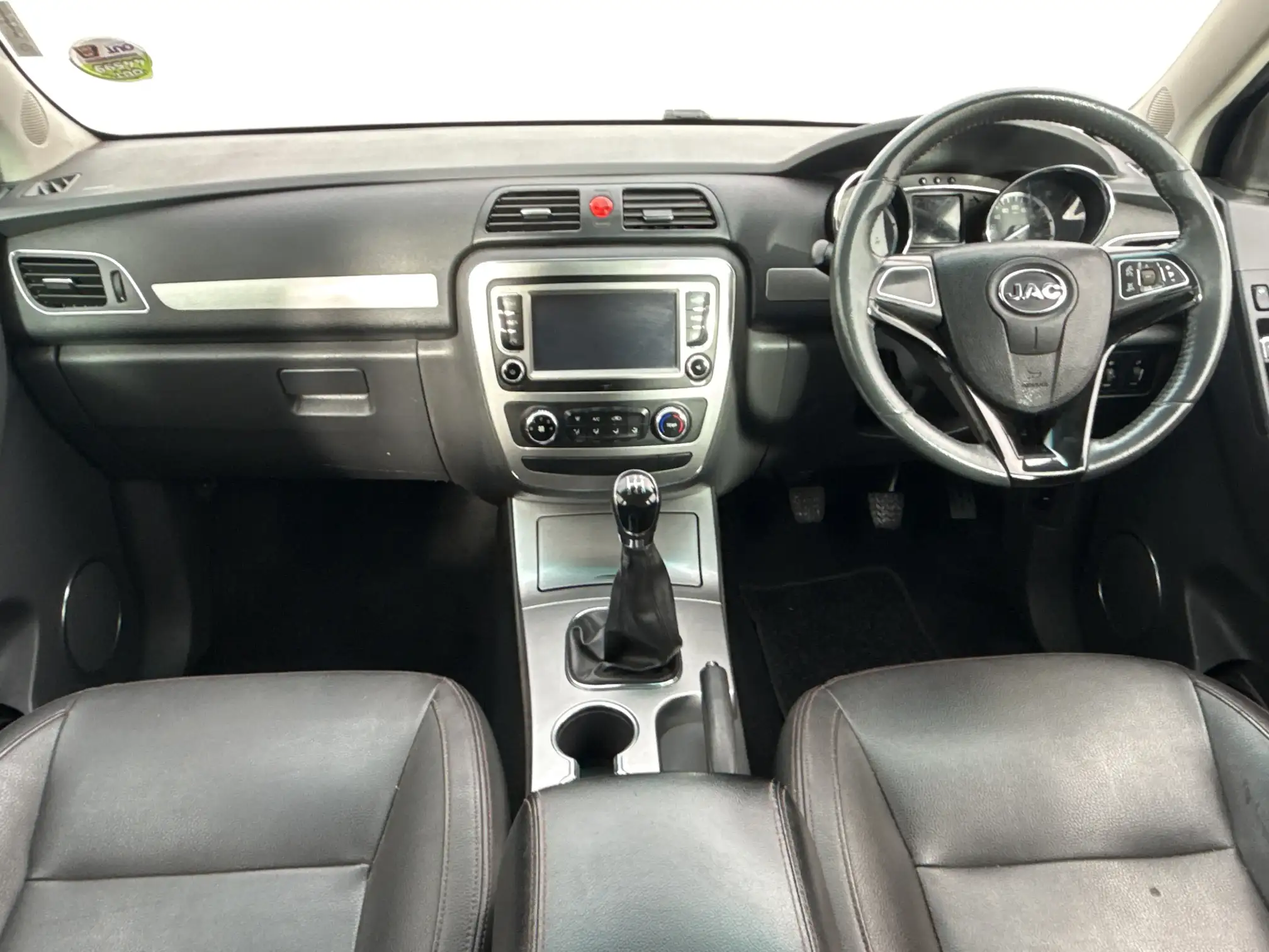 JAC T6