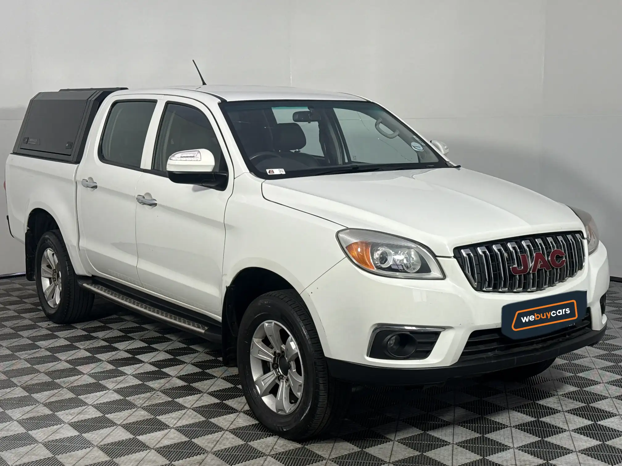 JAC T6