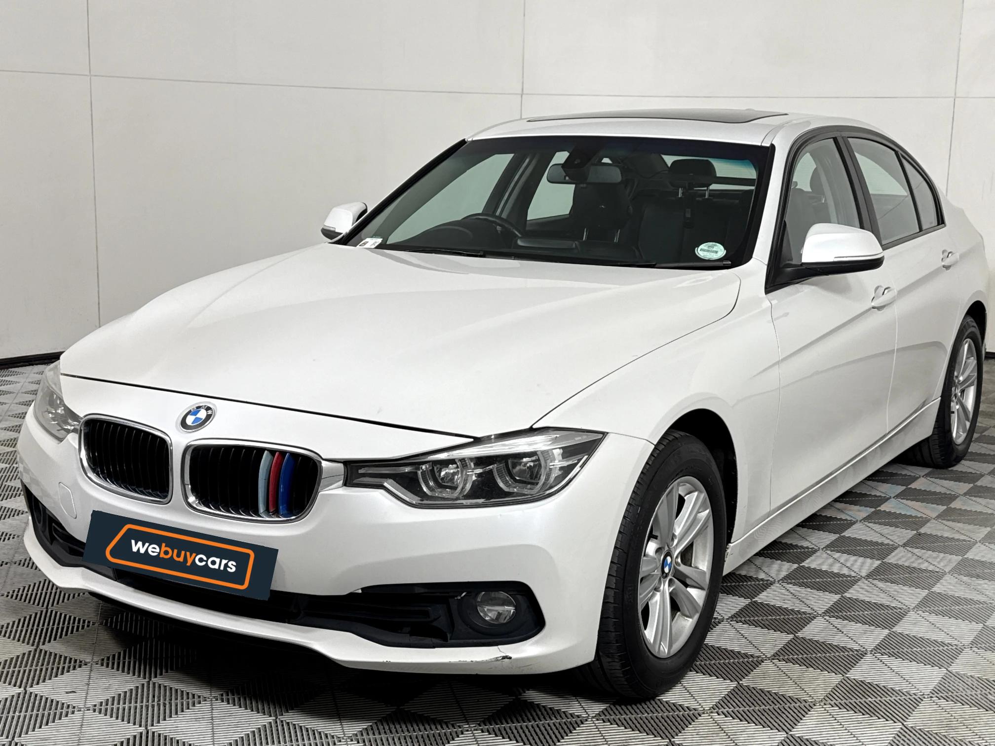 BMW 320i (F30) Auto