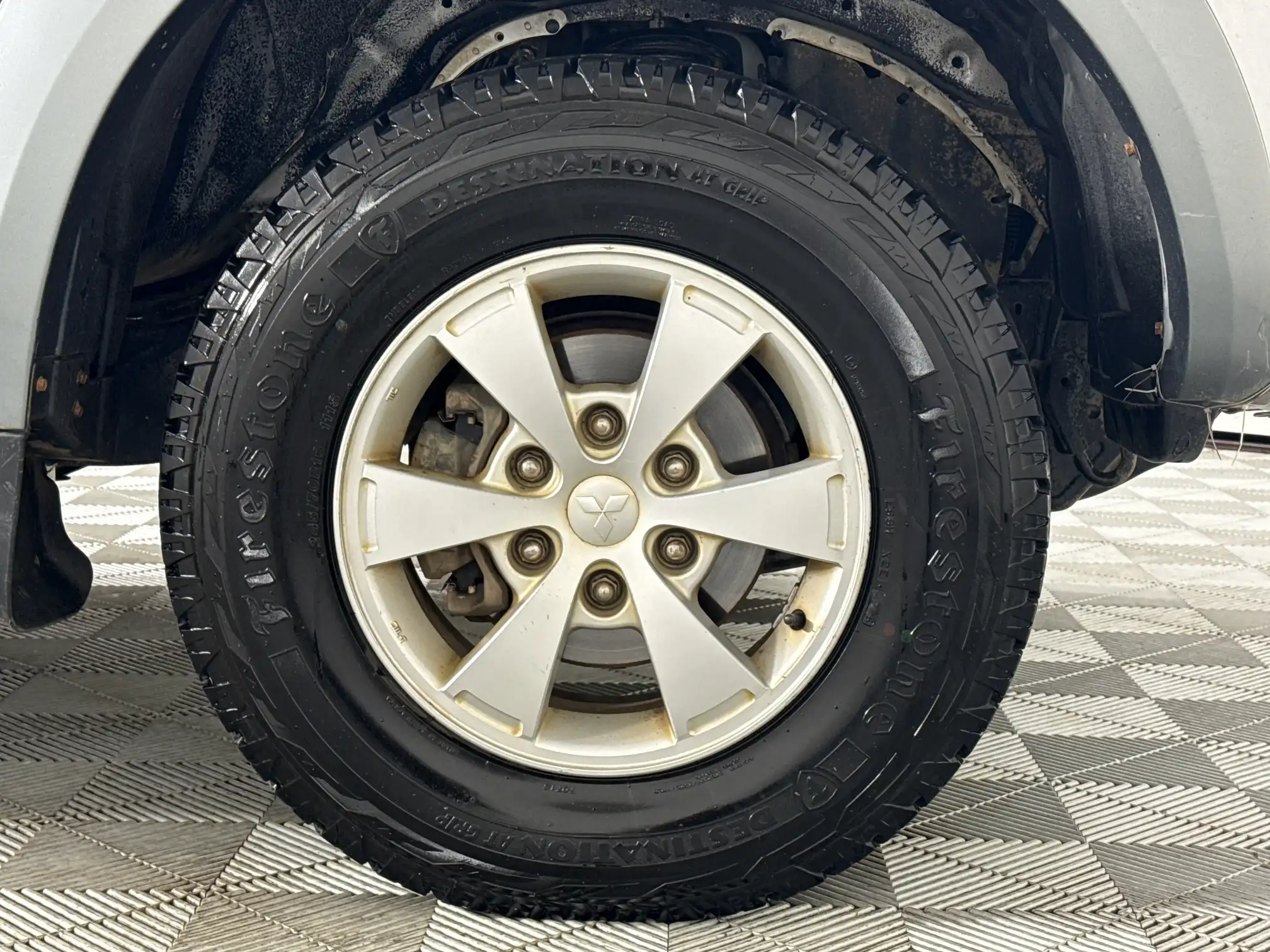 Mitsubishi Triton
