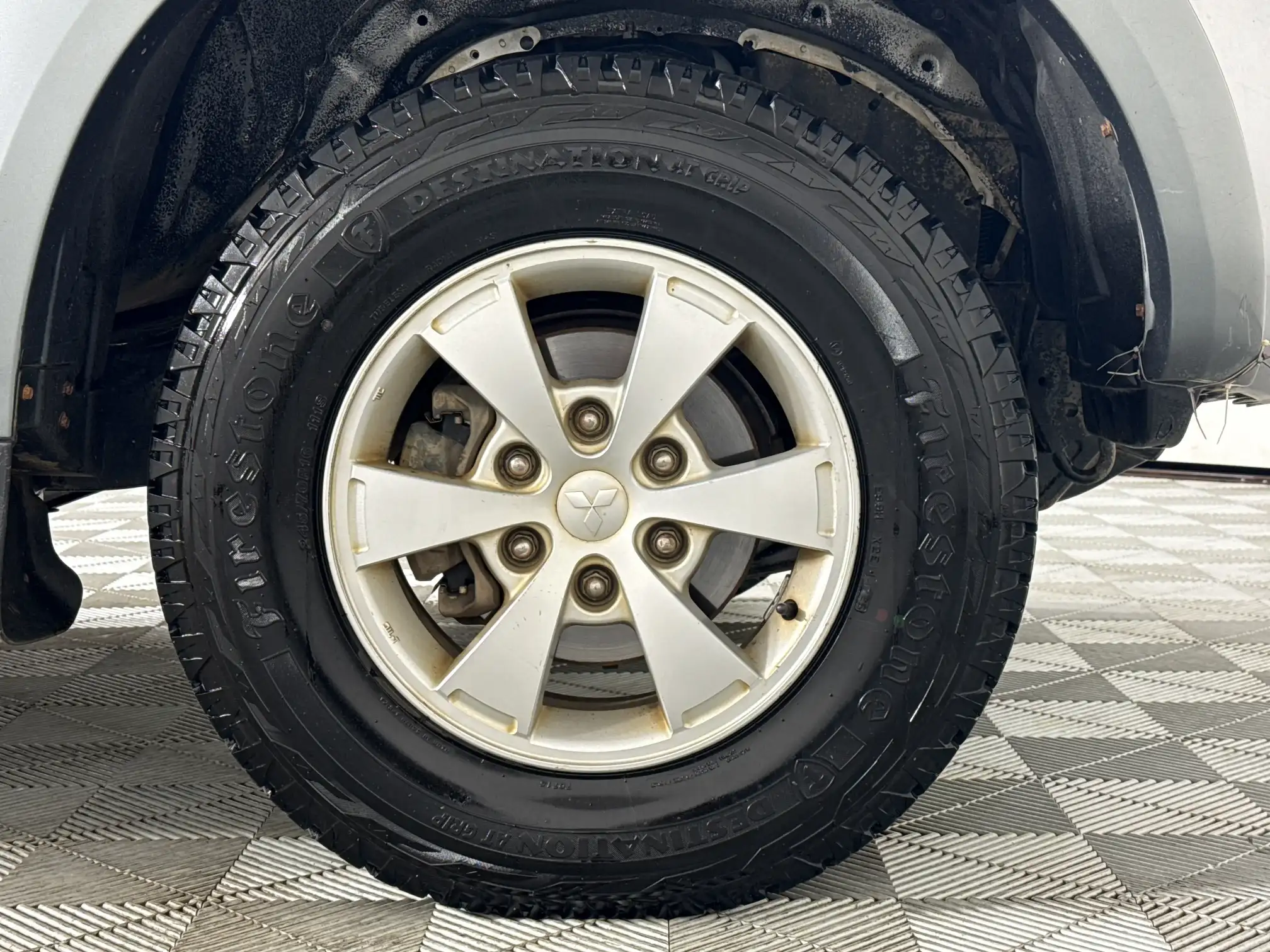 Mitsubishi Triton