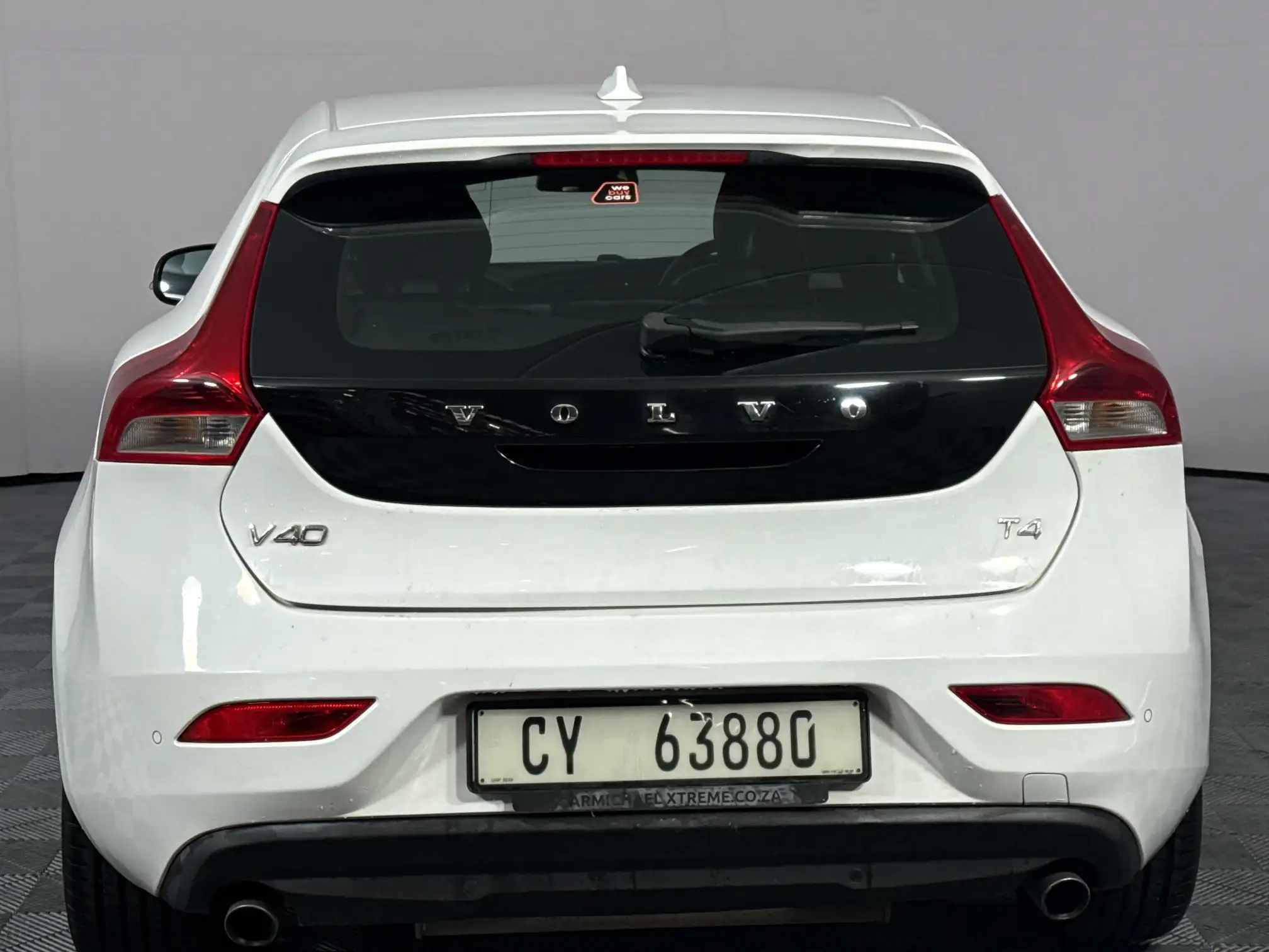 Volvo V40