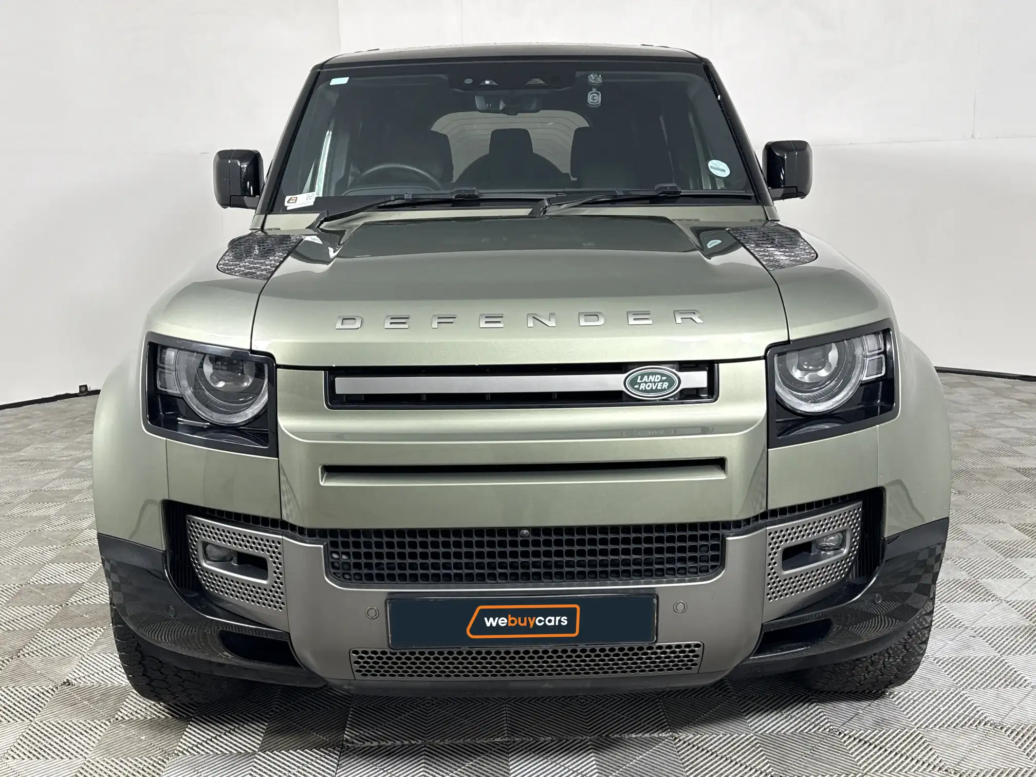 Land Rover Defender 110