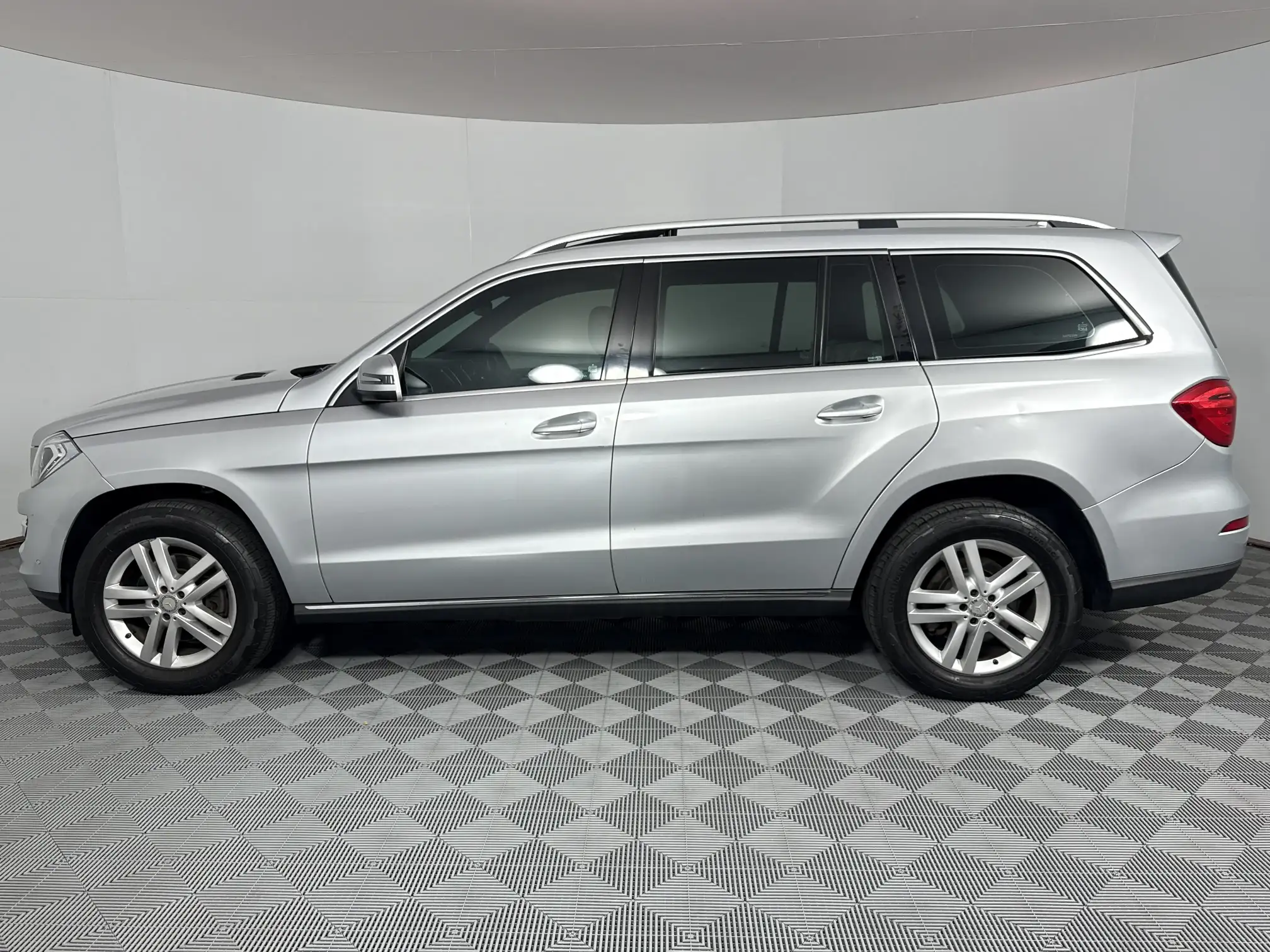Mercedes-Benz GL Class