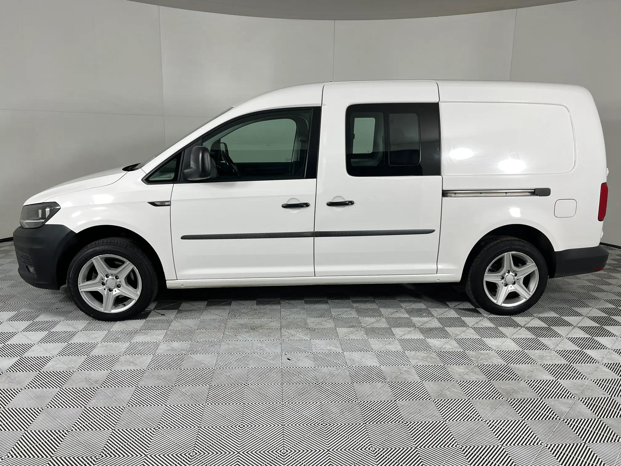 Volkswagen Vw Caddy Tdi Maxi Crewbus For Sale R Carfind Co Za