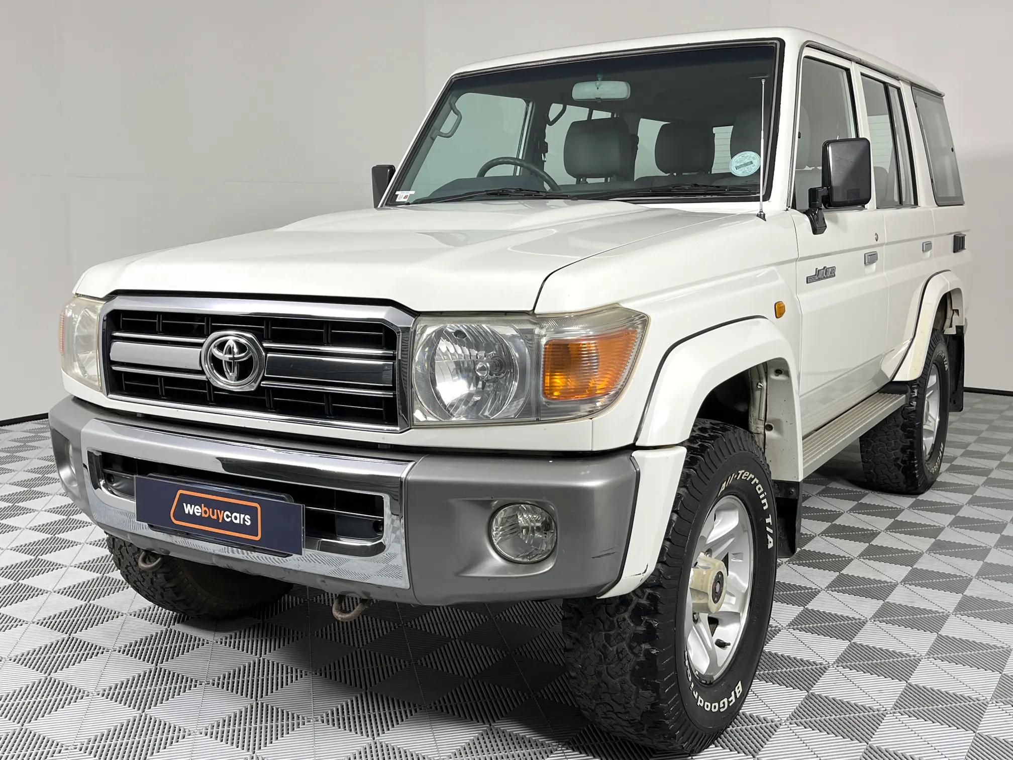 Toyota Land Cruiser 70 4.2 Diesel Station Wagon for sale - R 472 900 ...