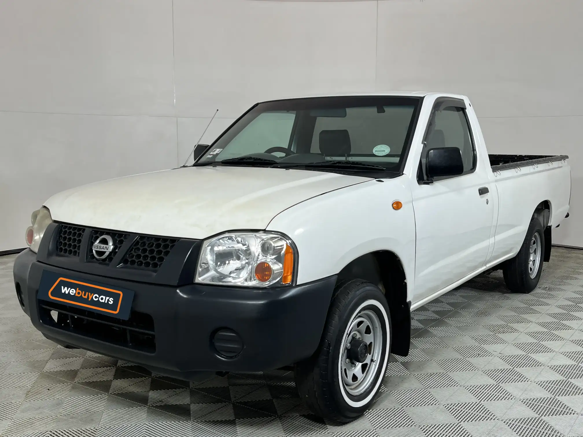 2015 Nissan Hardbody