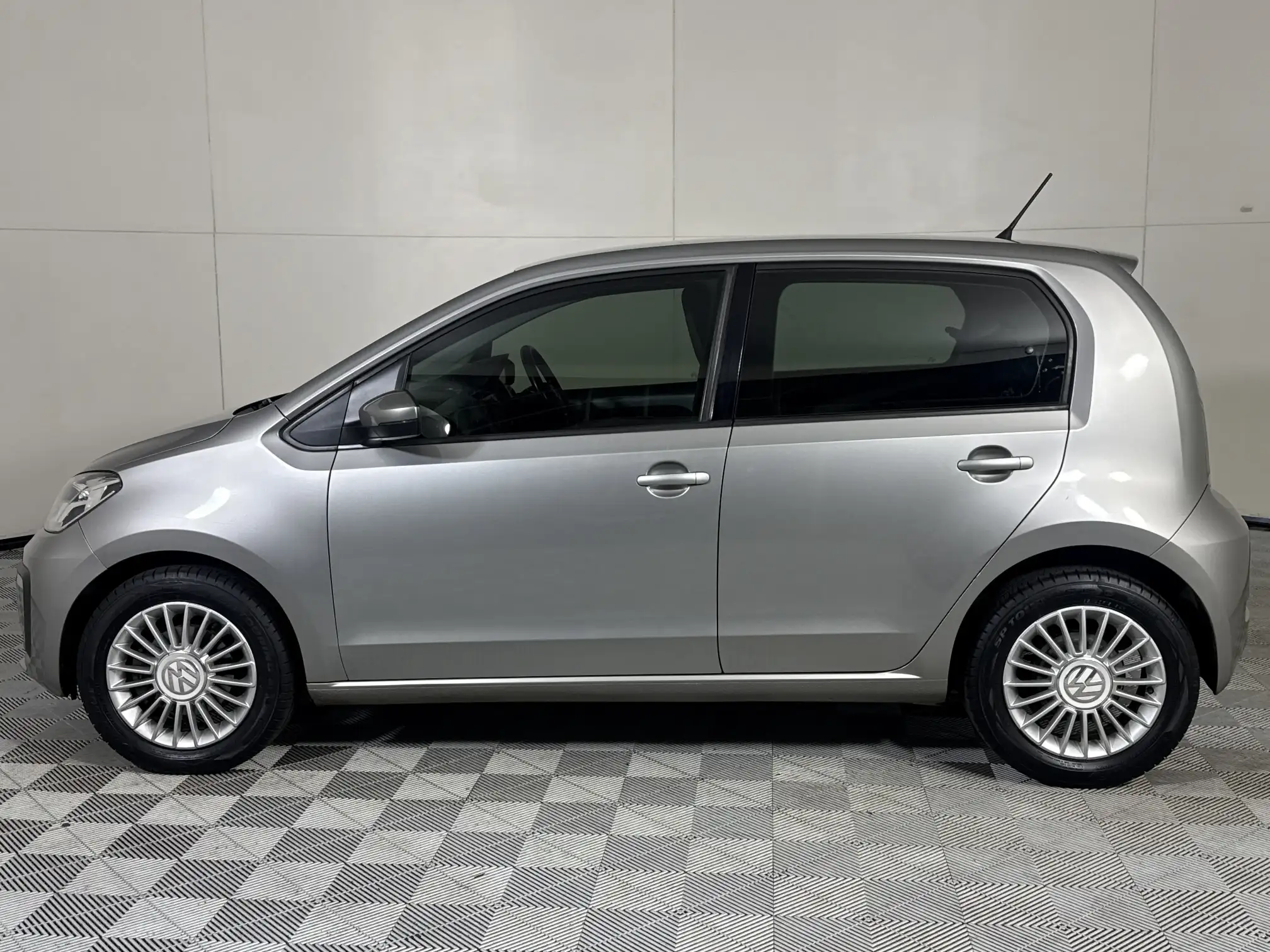 Volkswagen UP