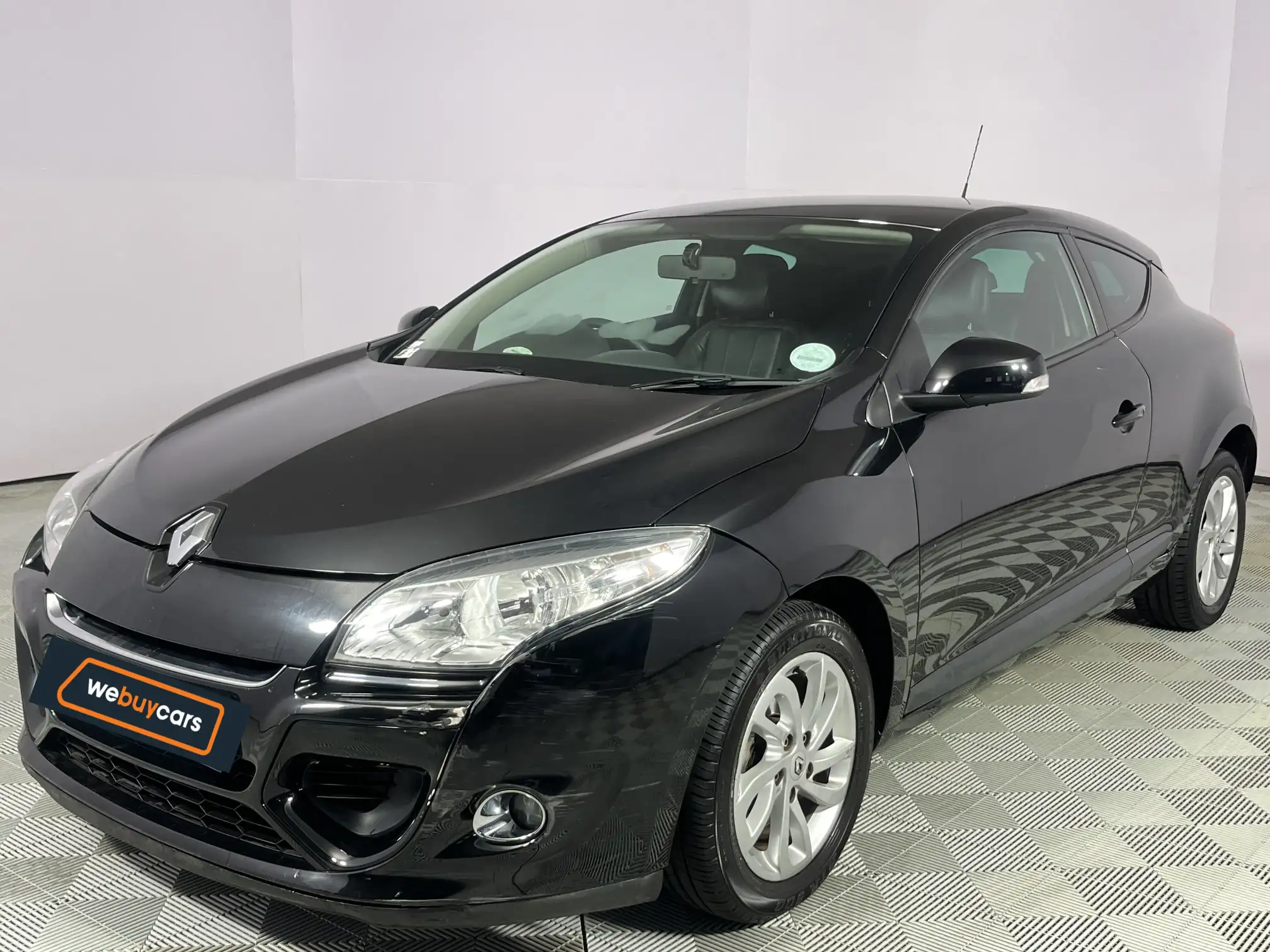 2013 Renault Megane III 1.6 Expression Coupe at Silver Lakes (GP) for sale R66900