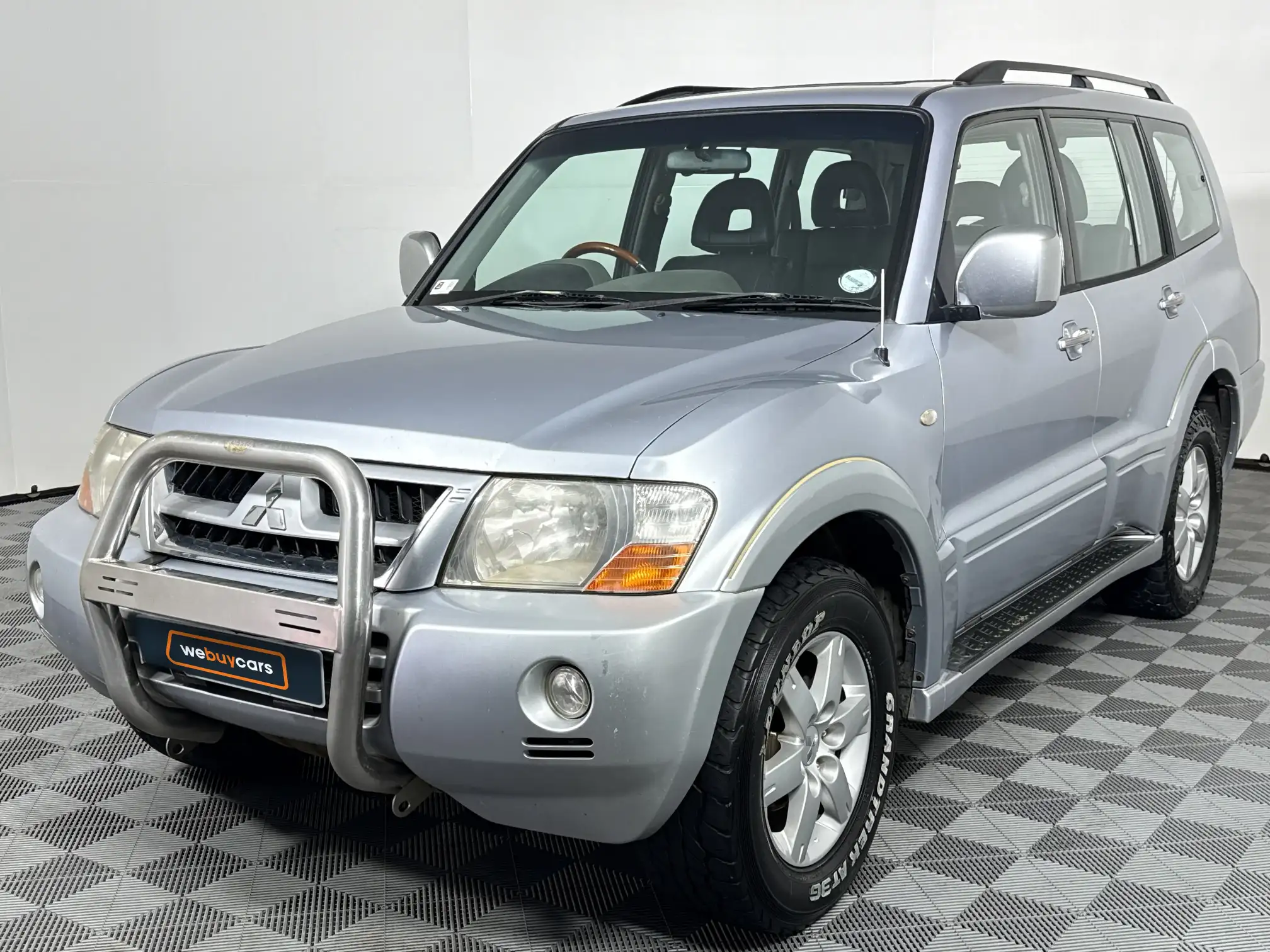 2006 Mitsubishi Pajero