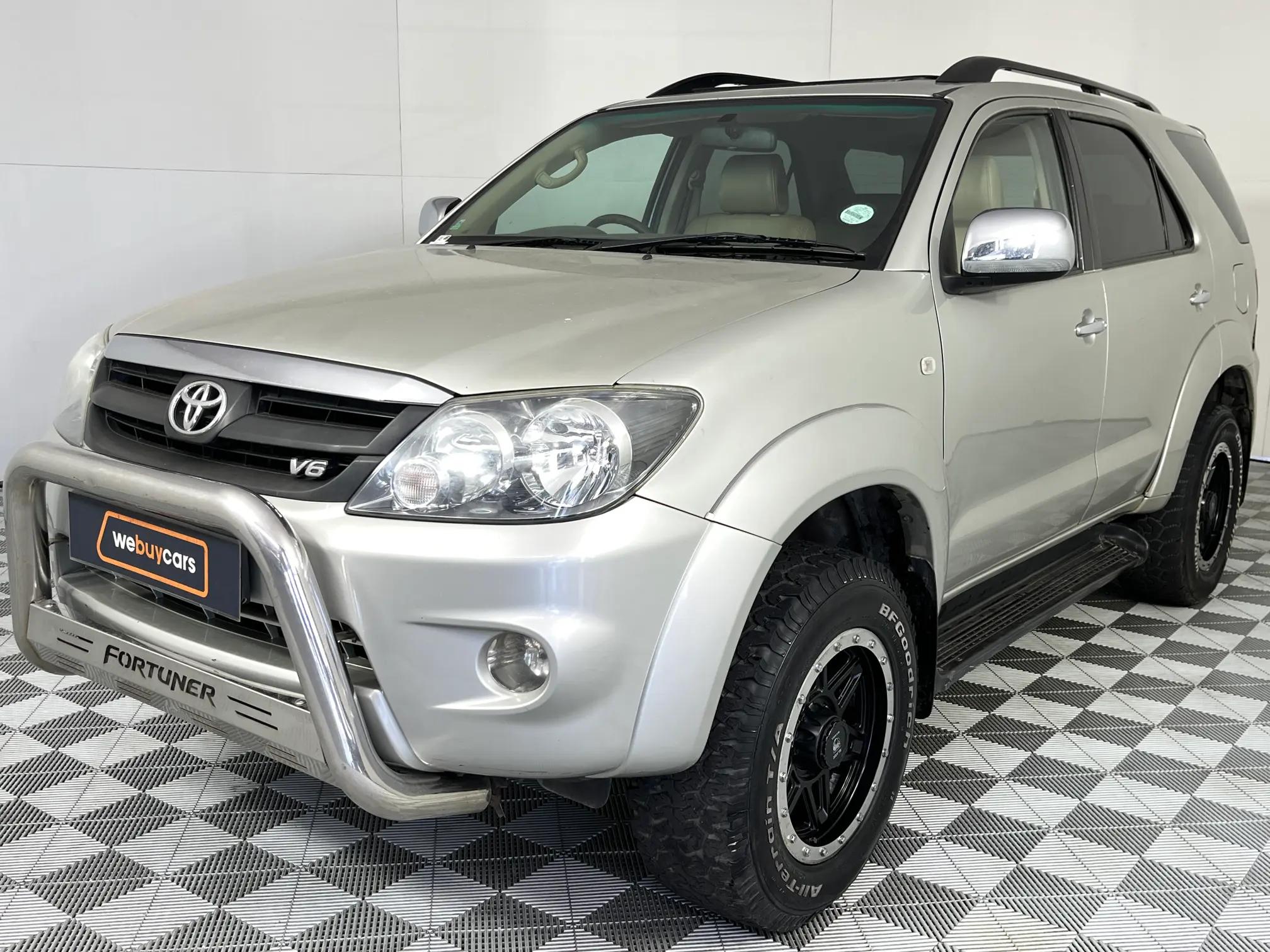 Toyota Fortuner I 4.0 V6 4x4 Auto For Sale - R 105 900 