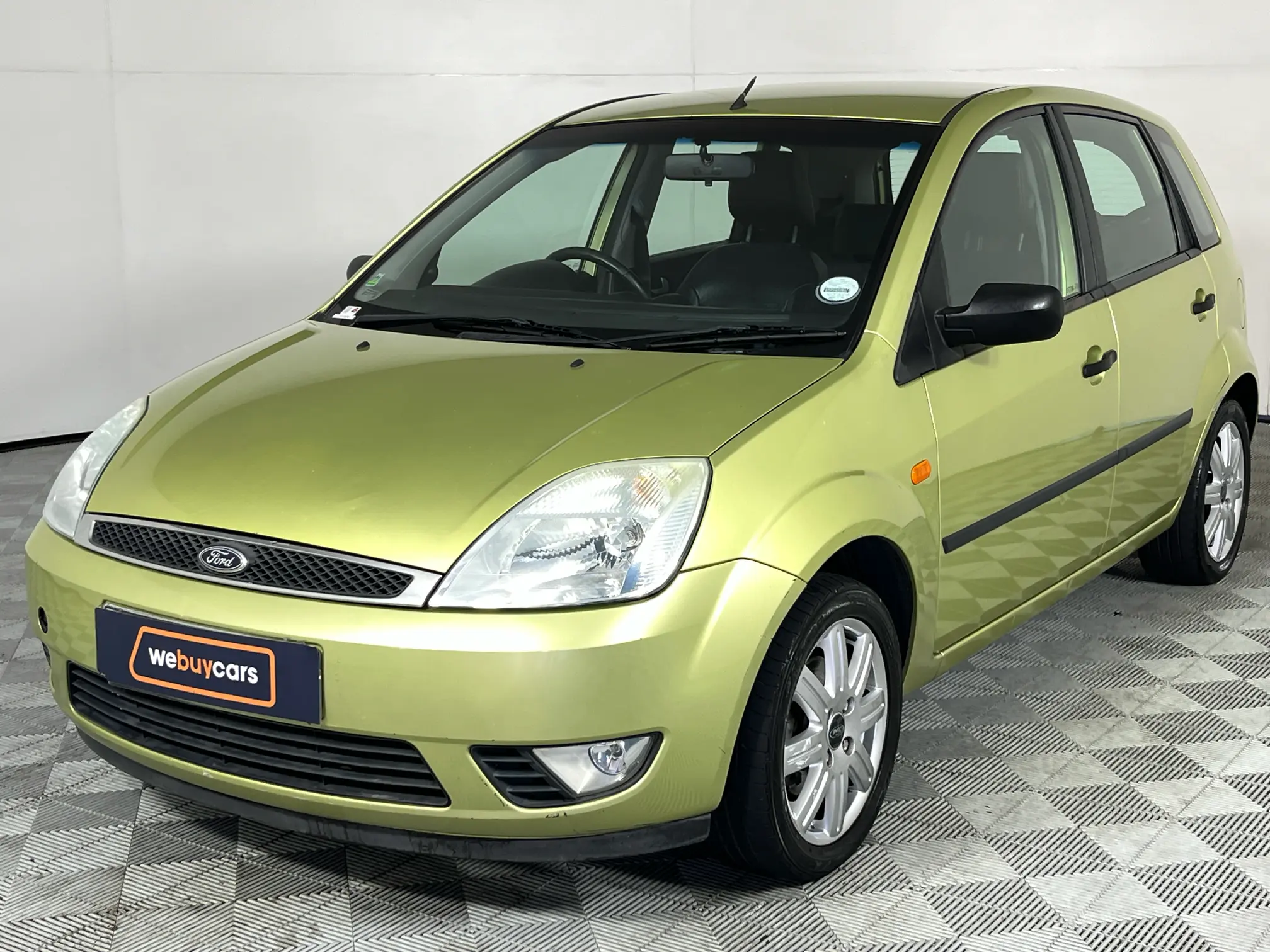 2005 Ford Fiesta 1.6i Ghia 5-Door