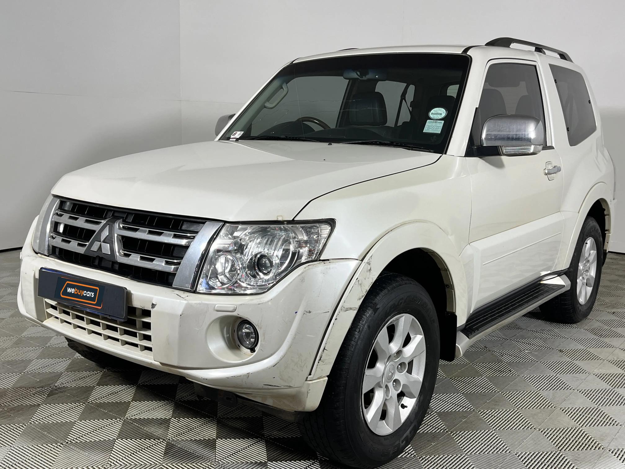 Mitsubishi Pajero 3.2 Di-Dc (140 kW) GLS SWB Auto