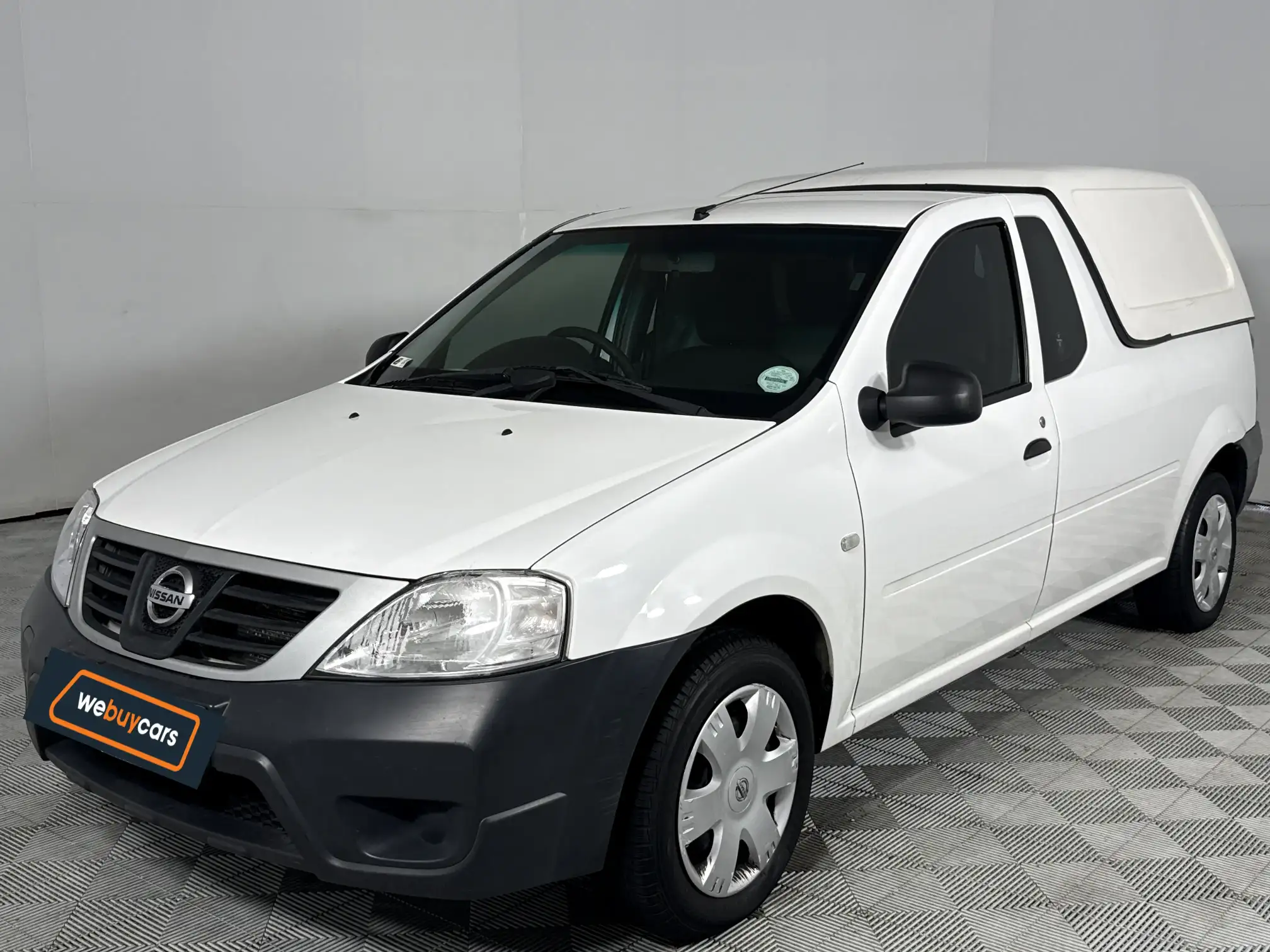 2021 Nissan NP200