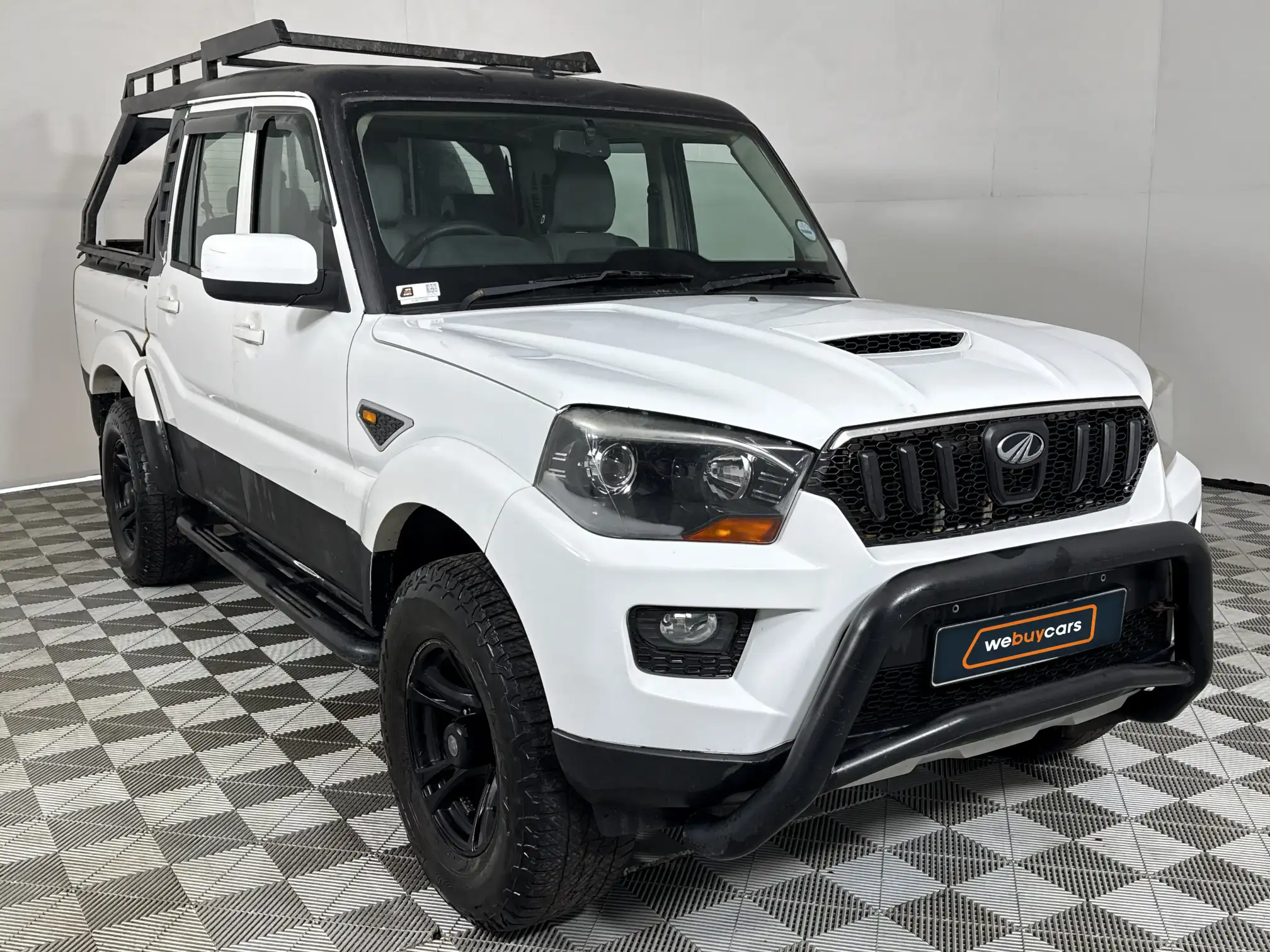 Mahindra PIK UP