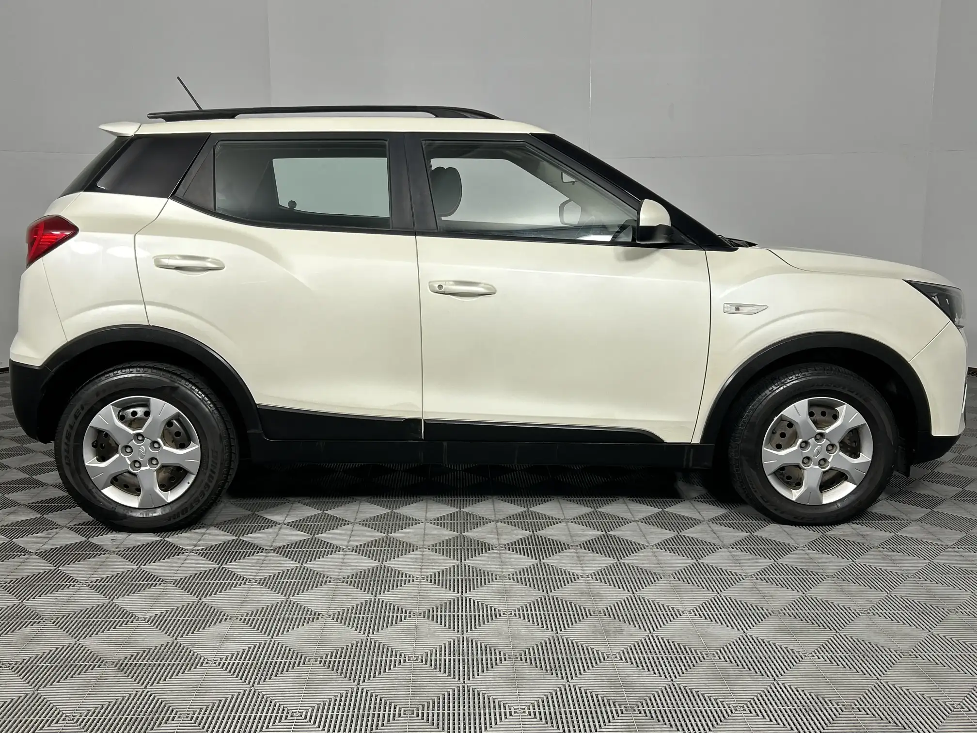 Mahindra Xuv300