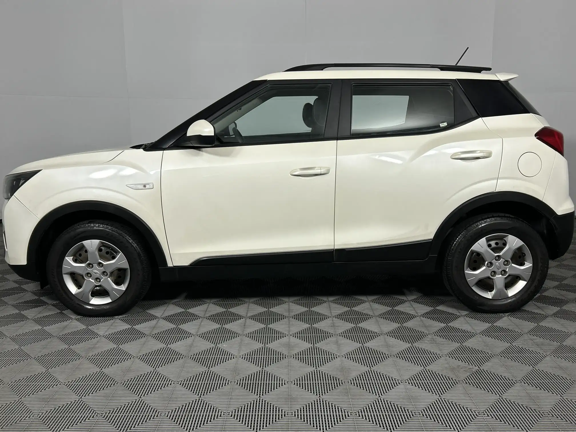 Mahindra Xuv300