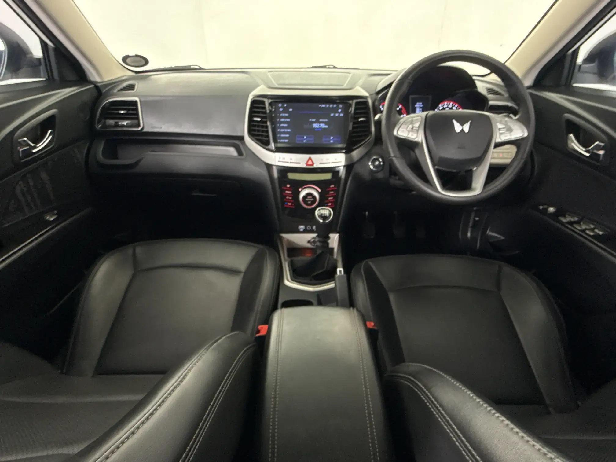 Mahindra Xuv300