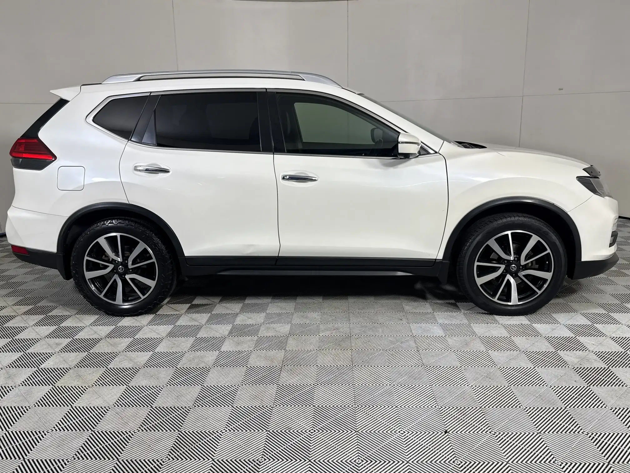 Nissan X Trail