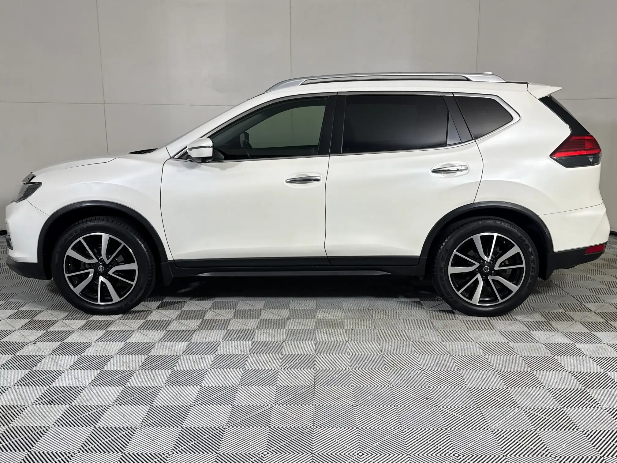 Nissan X Trail