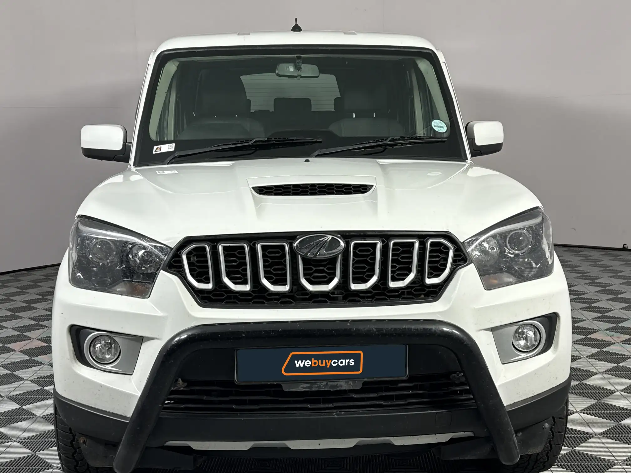 Mahindra PIK UP