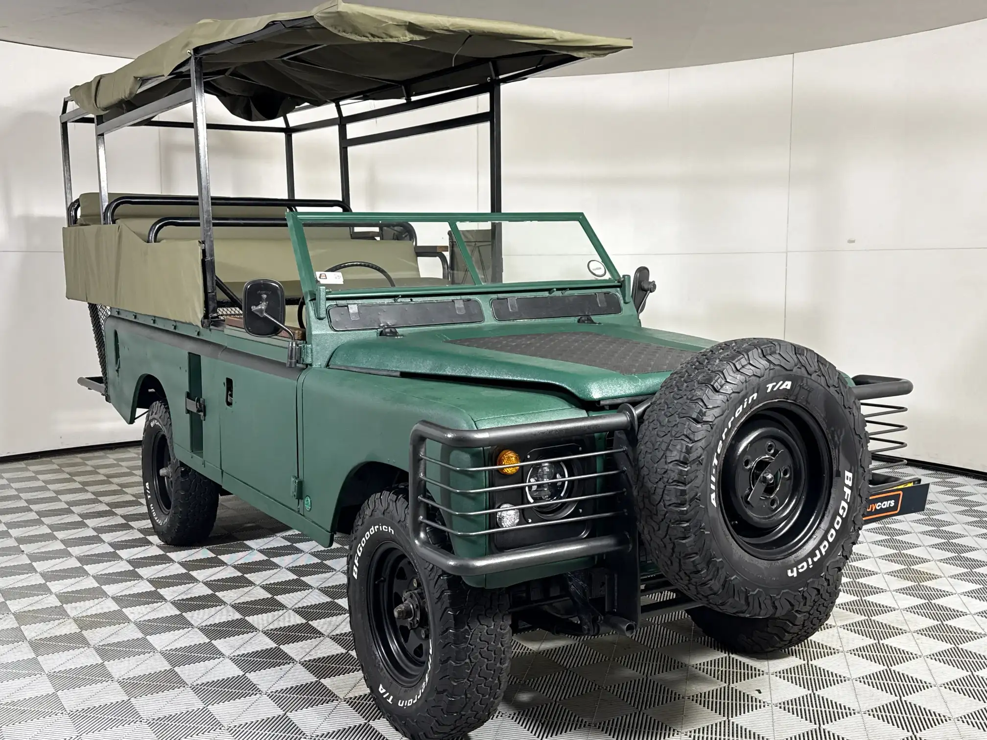 Land Rover 109