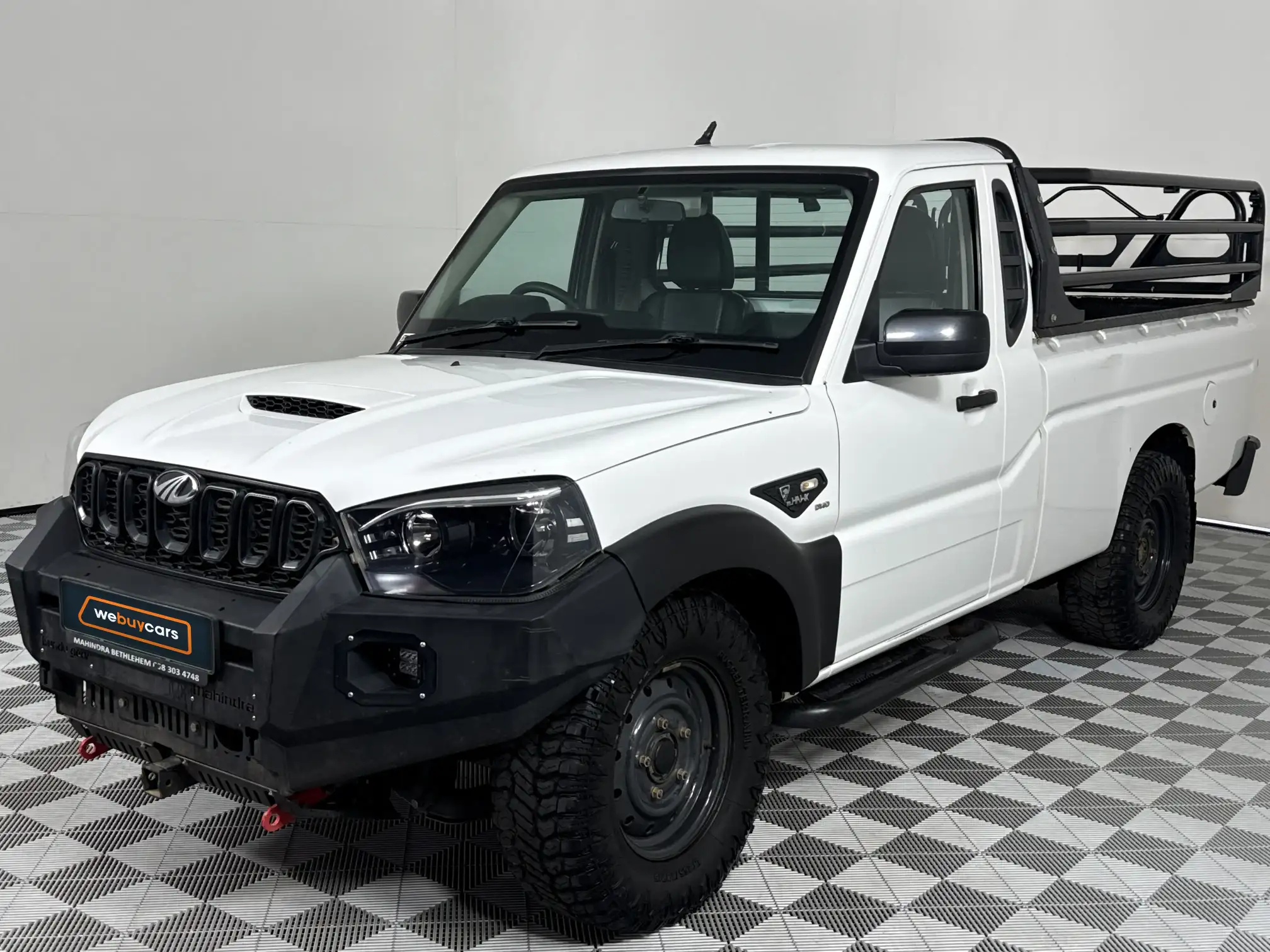 2021 Mahindra PIK UP