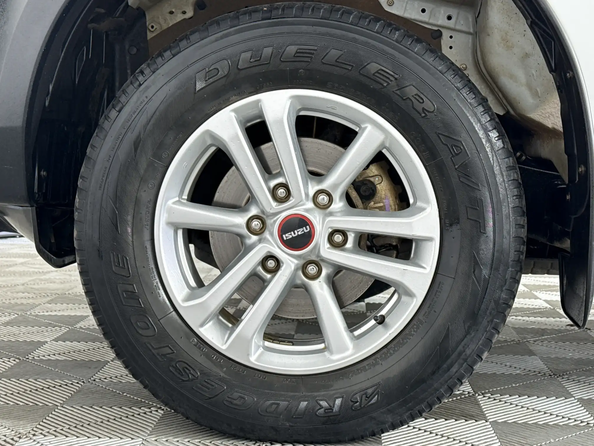 Isuzu D-MAX