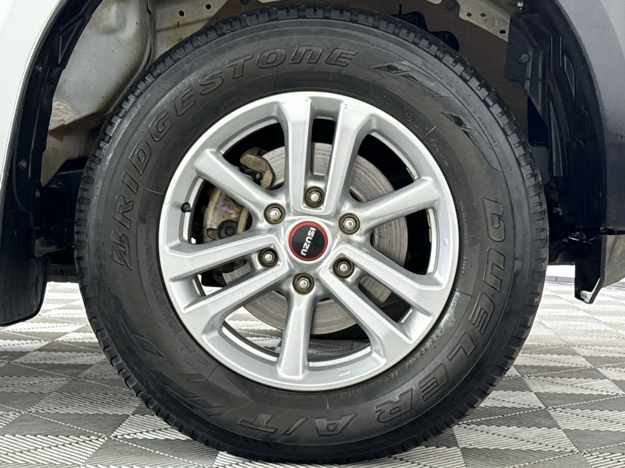 Isuzu D-MAX