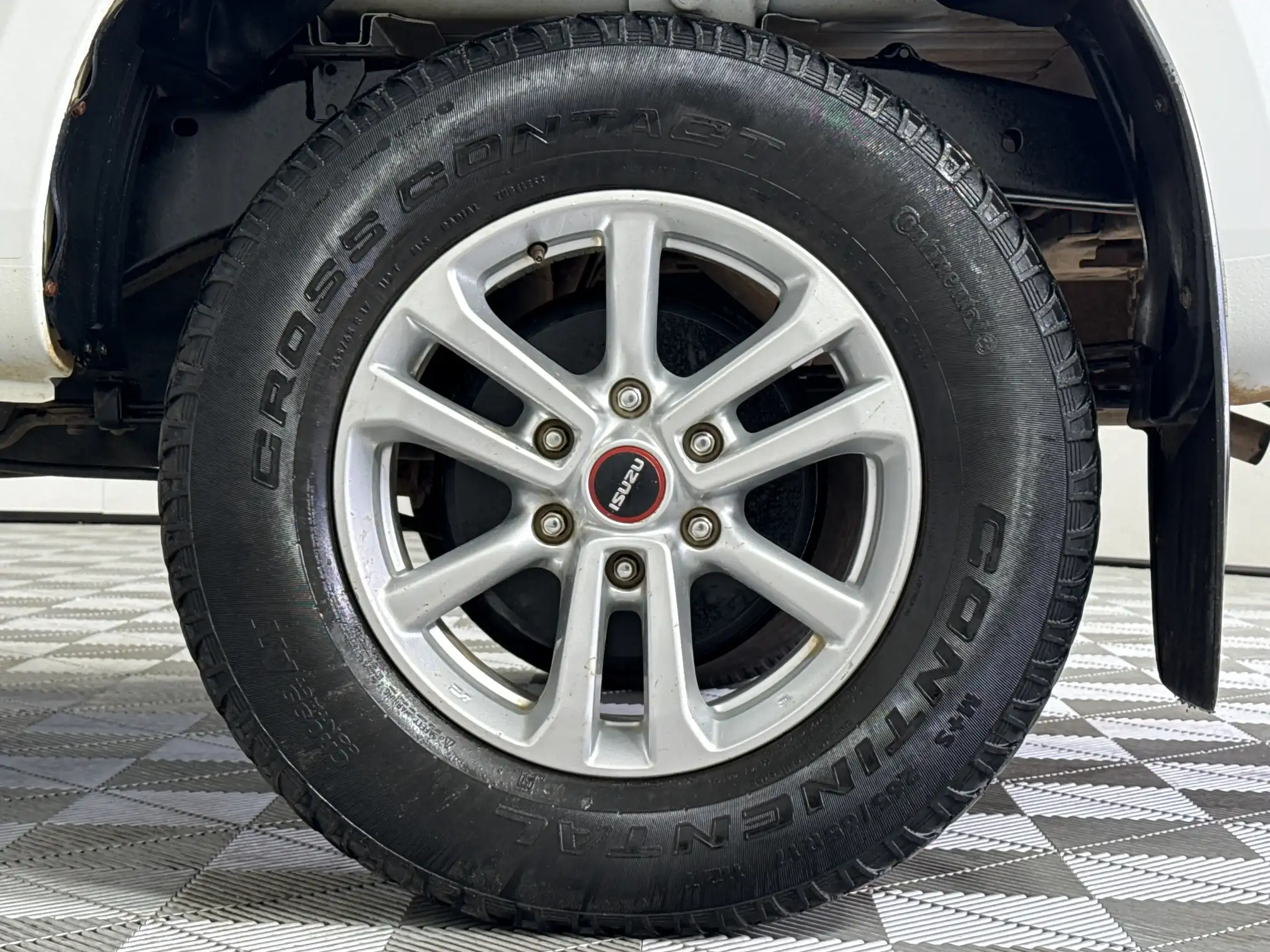 Isuzu D-MAX