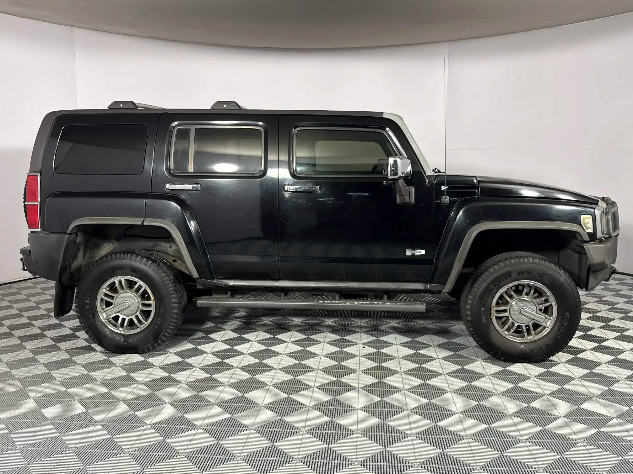 Hummer H3