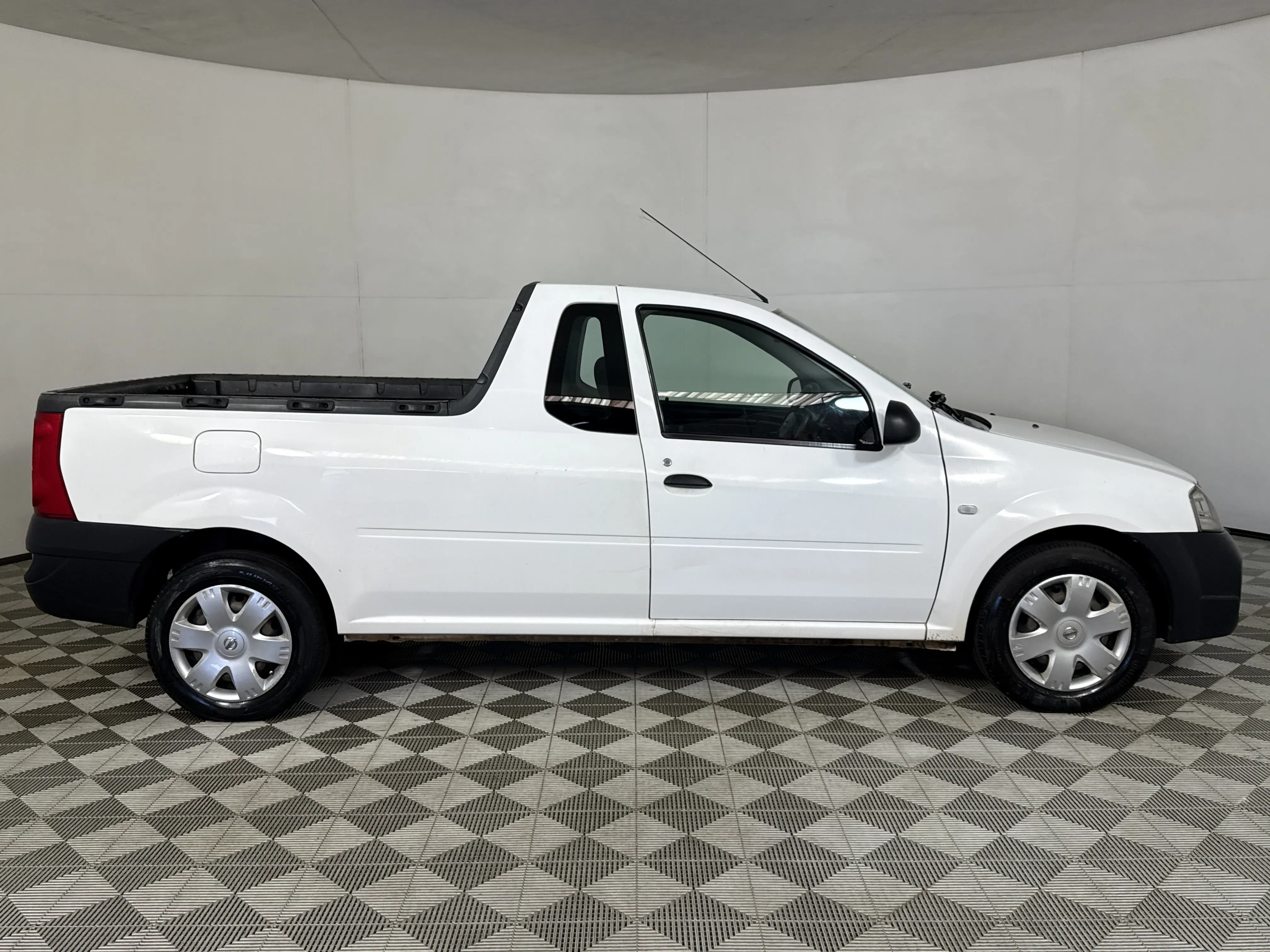 2021 Nissan NP200 1.5 DCI A/C Safety Pack Pick Up Single Cab, photo 4