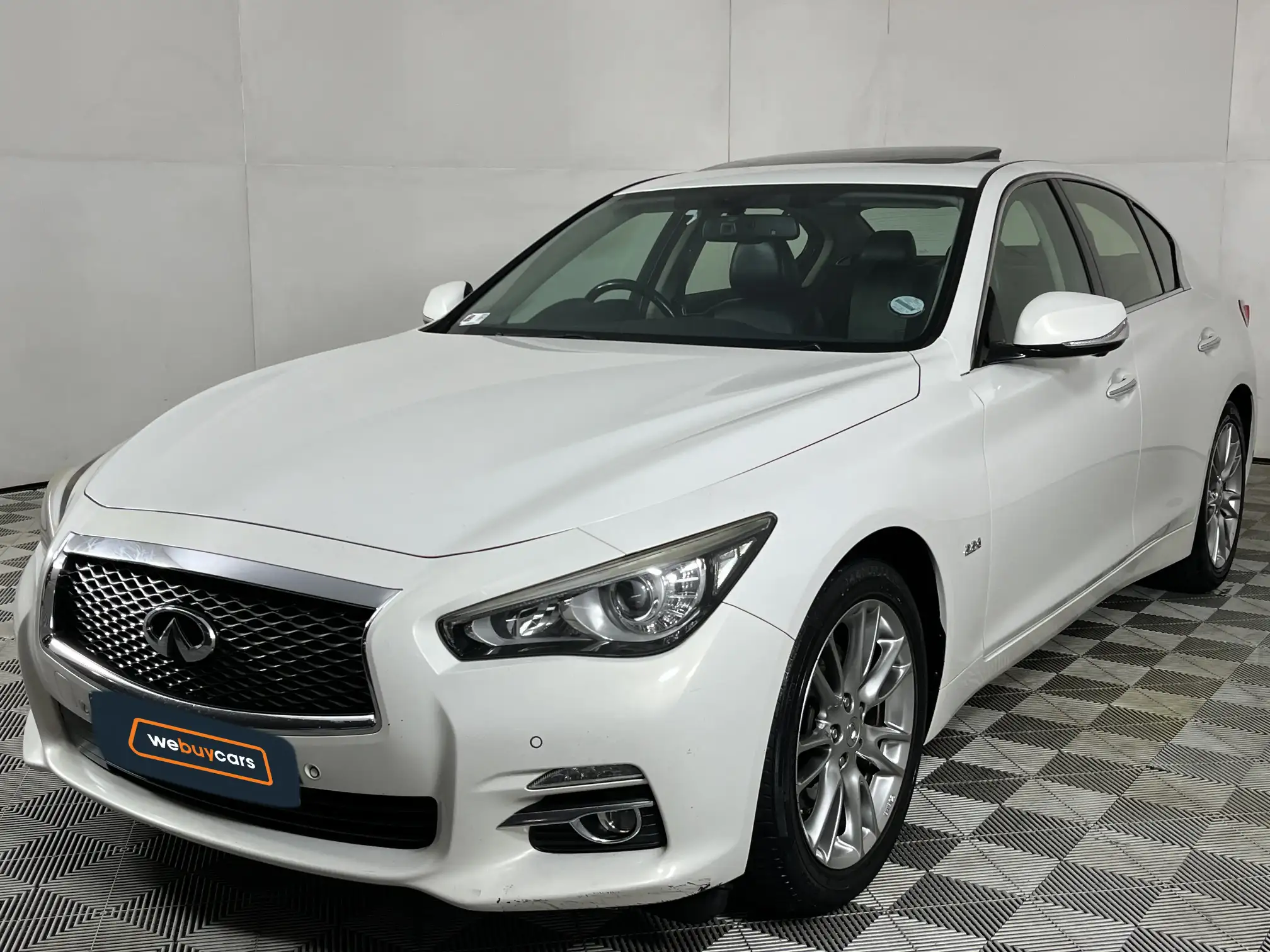 2014 Infiniti Q50