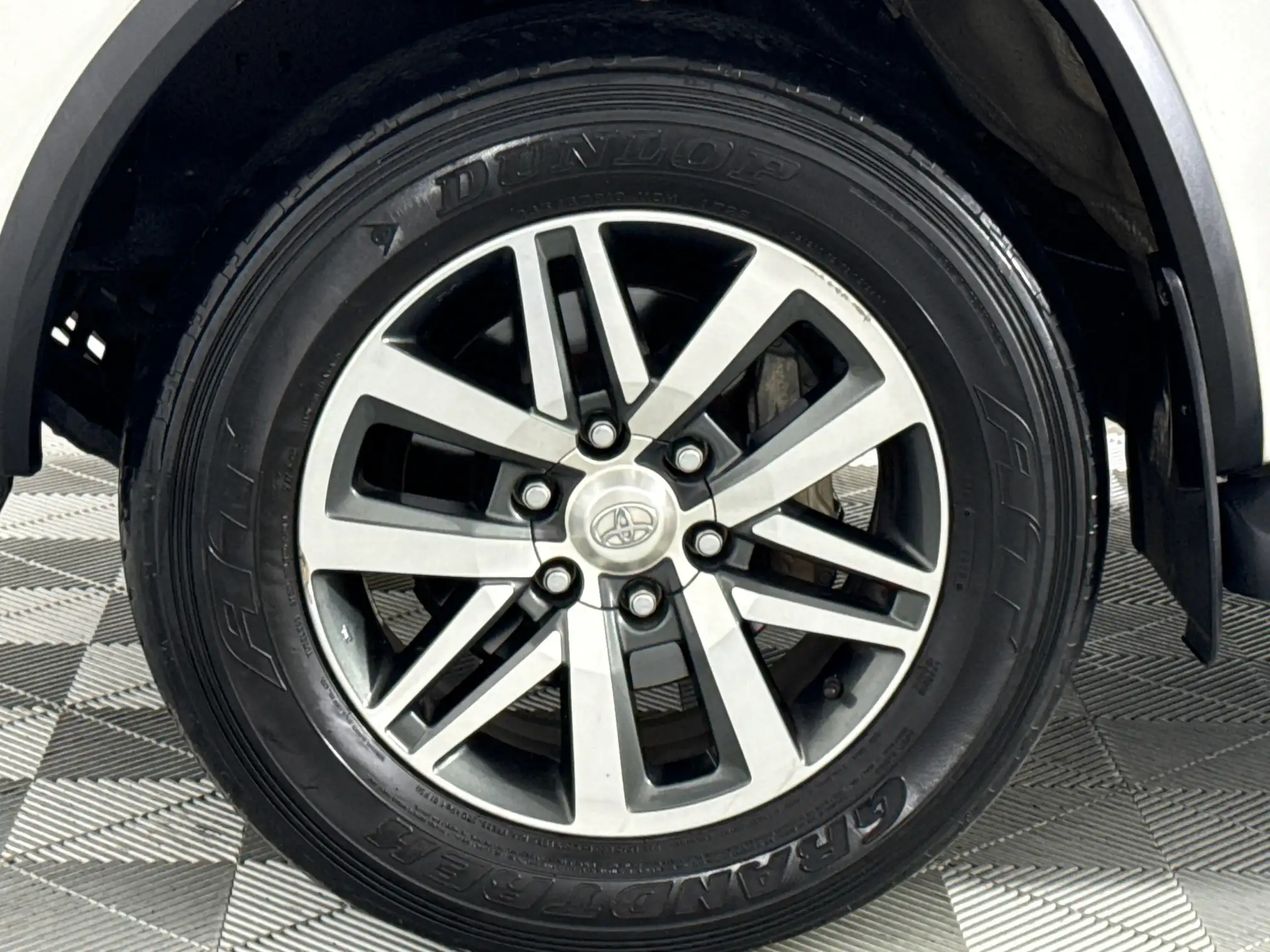 Toyota Fortuner